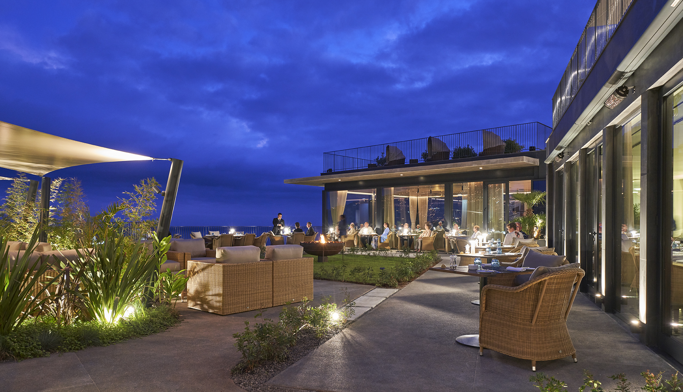 Les Suites At The Cliff Bay