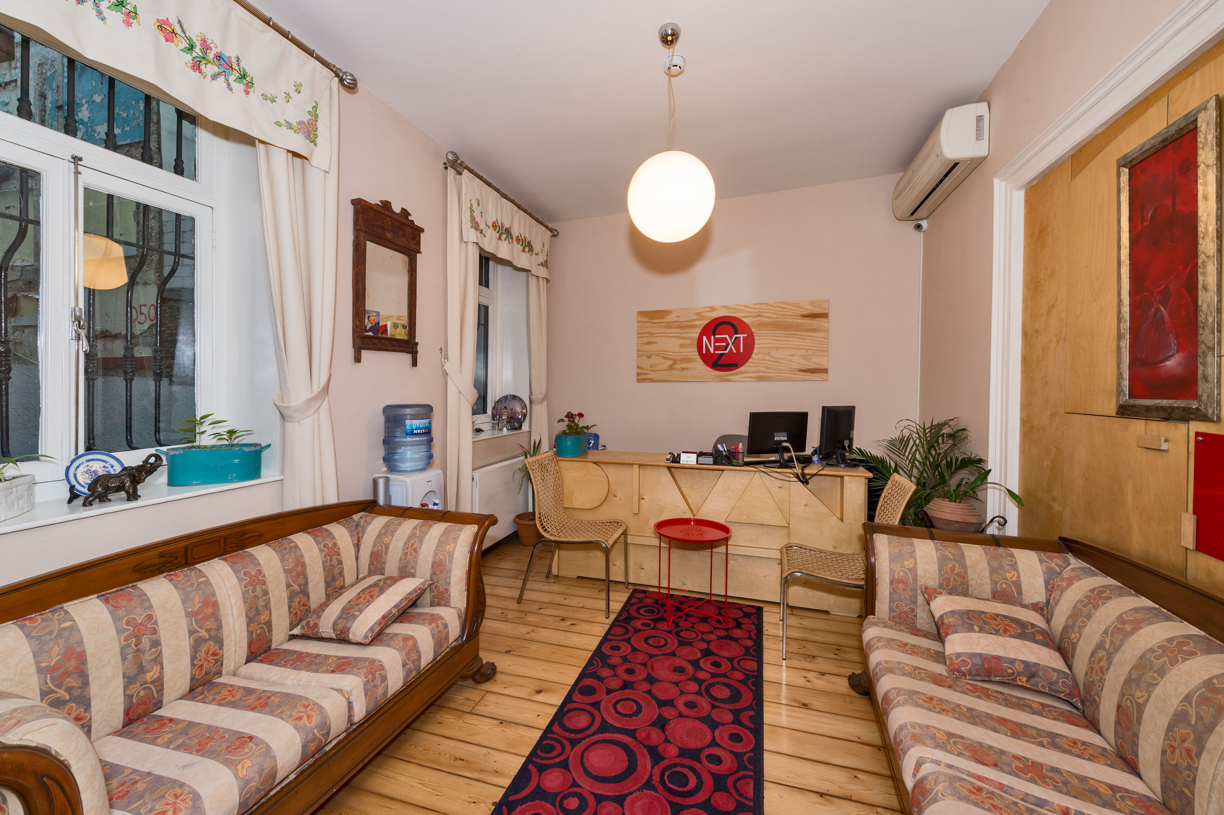 Hotel Next2