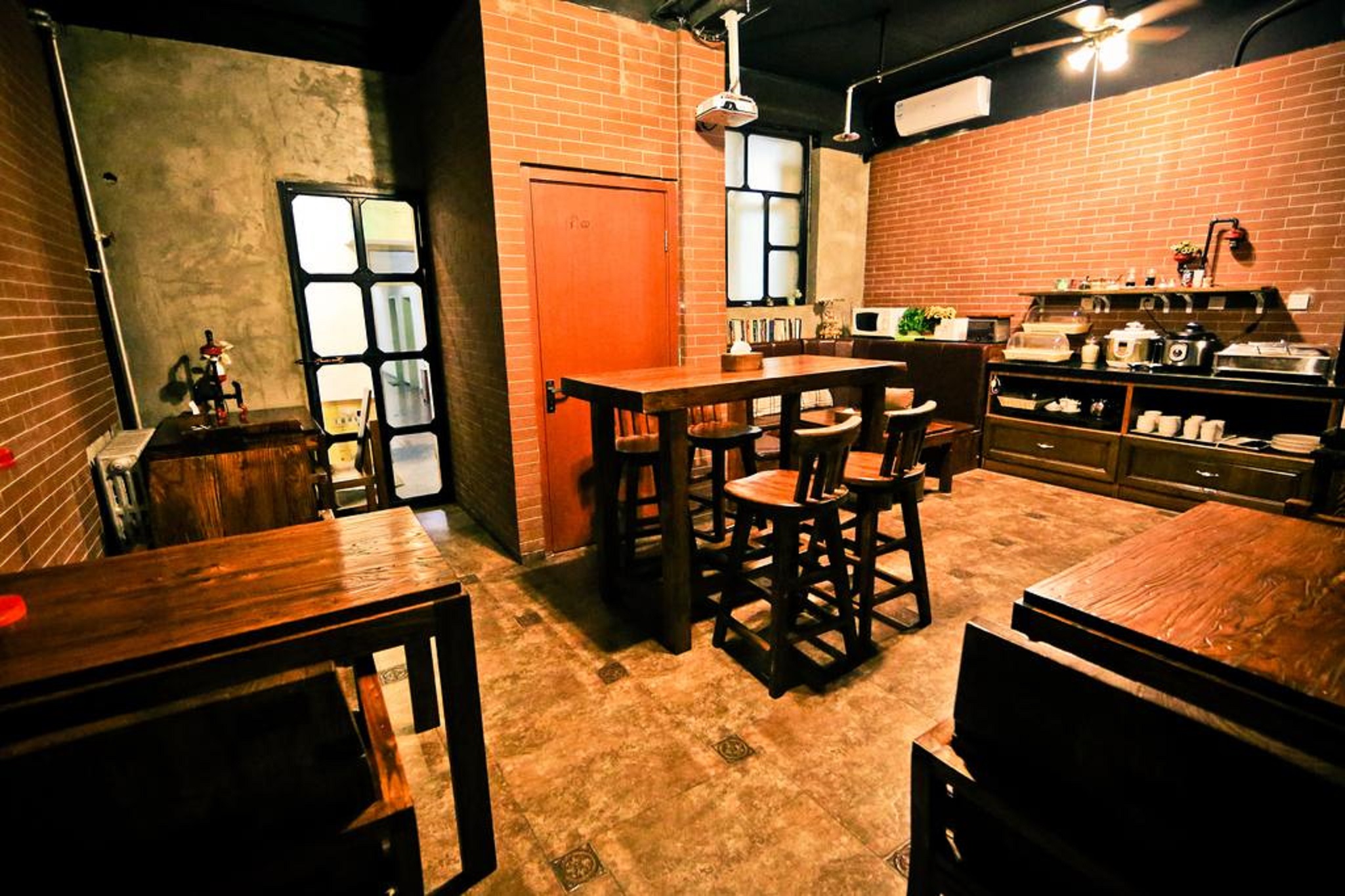 Nostalgia Hotel（Beijing Yonghe Lama Temple）