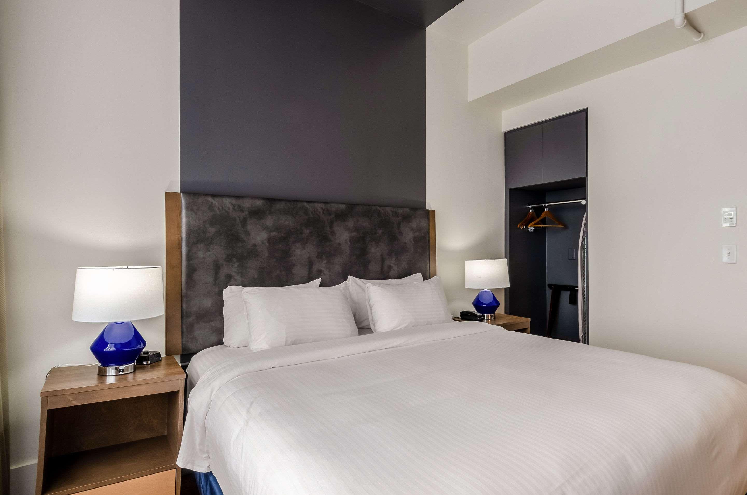 New Bedford Harbor Hotel by null