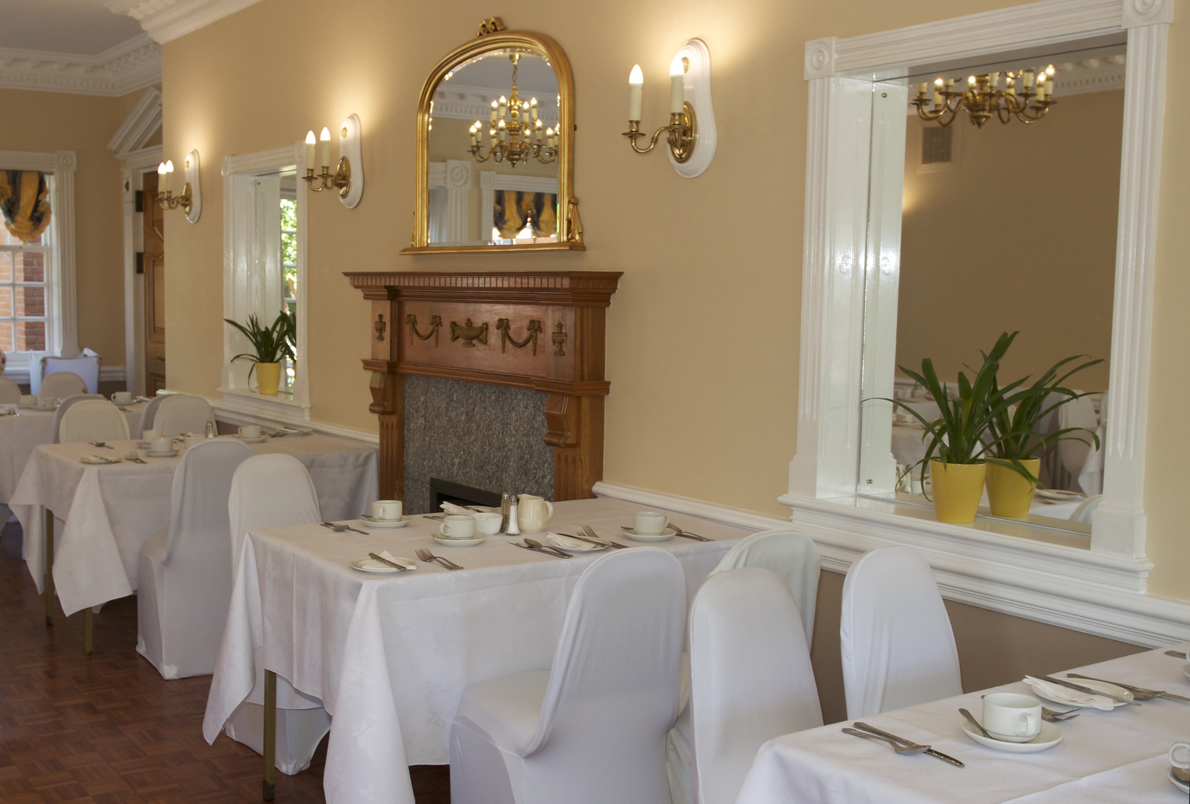 Elme Hall Hotel