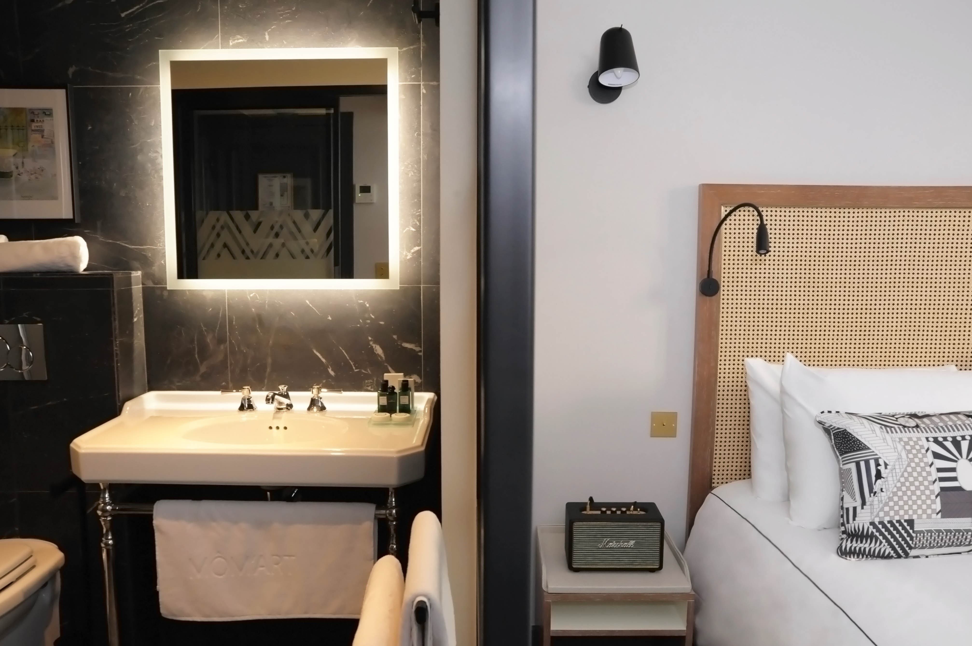 Môm'Art Hotel by null