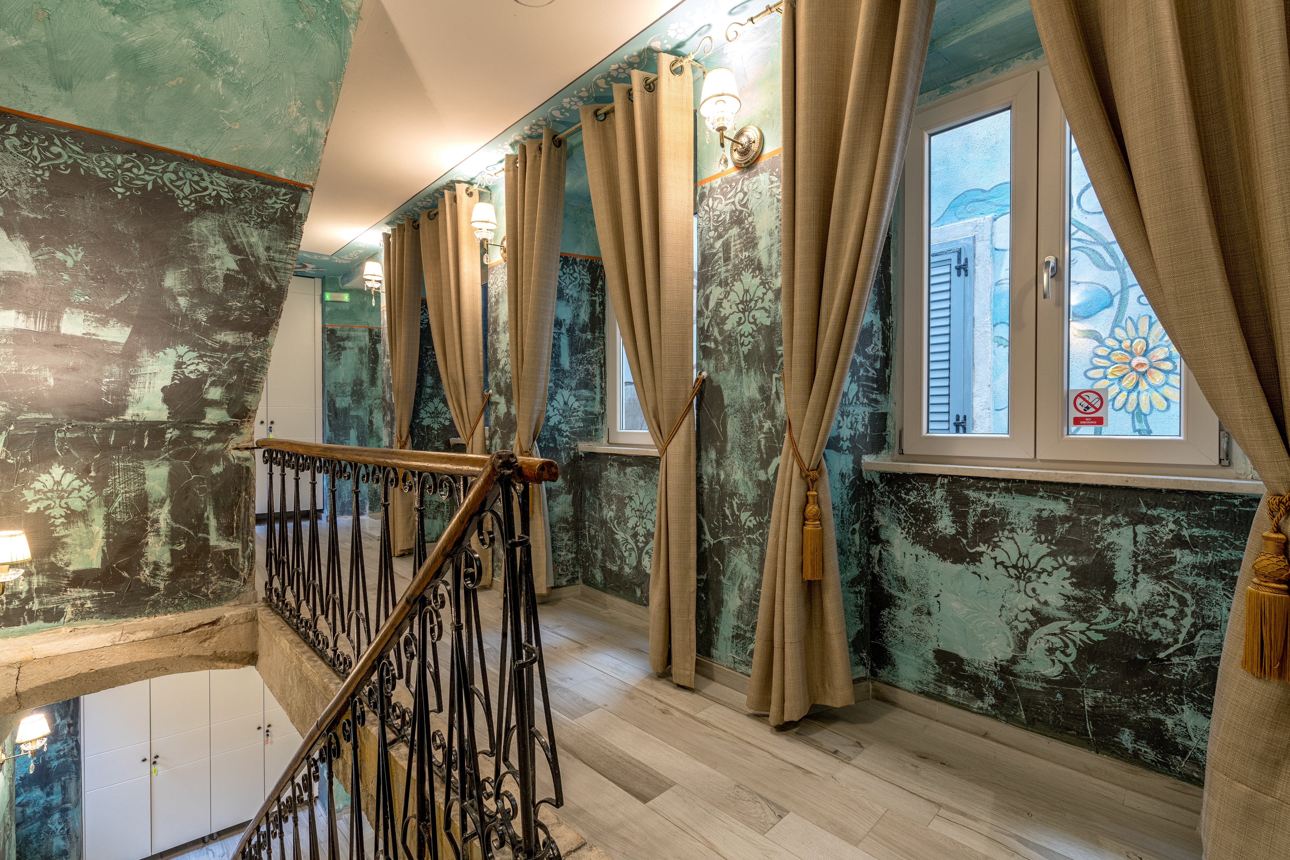 Plaza Marchi Old Town - Quaint & Elegant Hotels - Poză