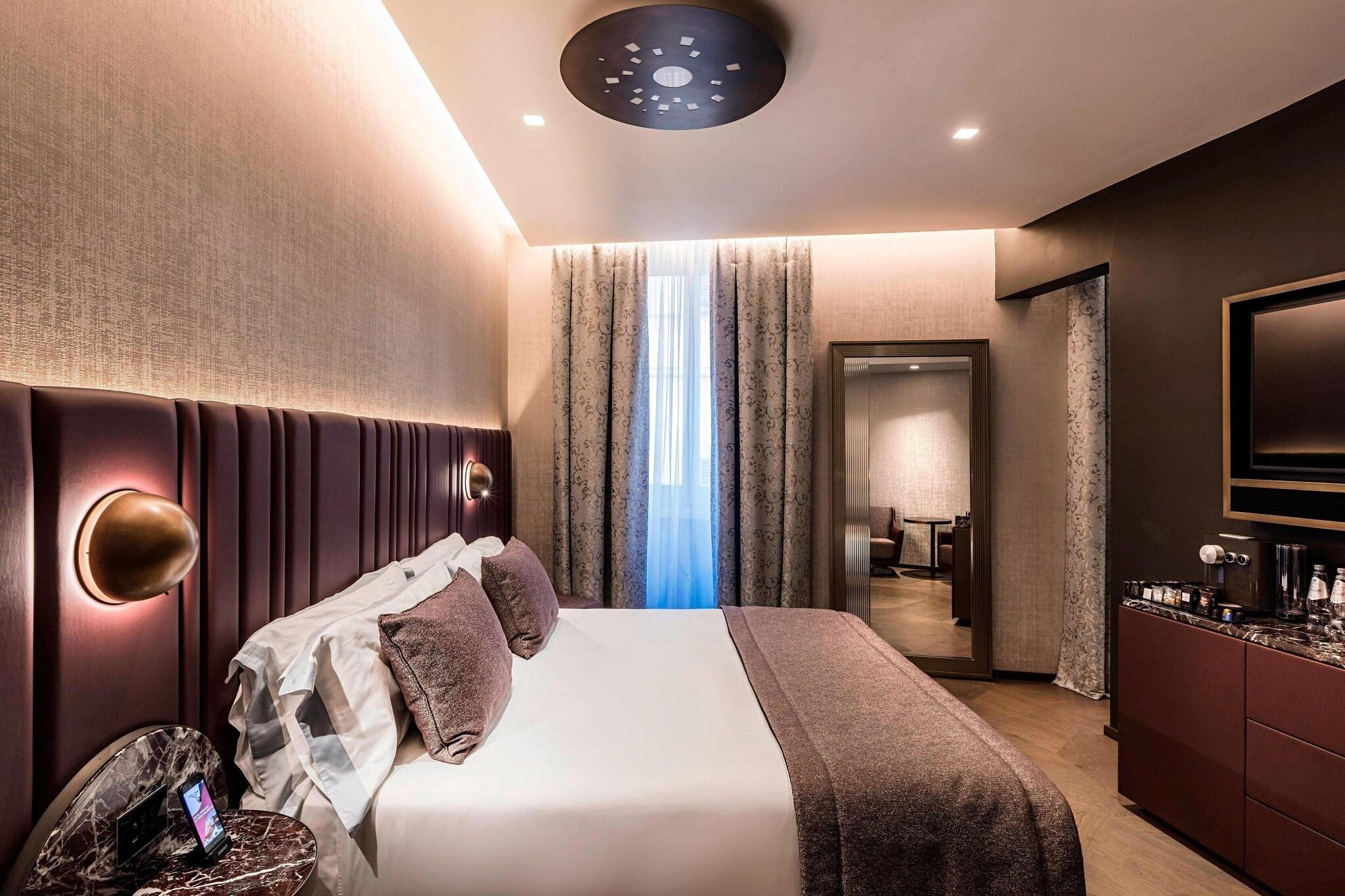 The Pantheon Iconic Rome Hotel, Autograph Collection by null