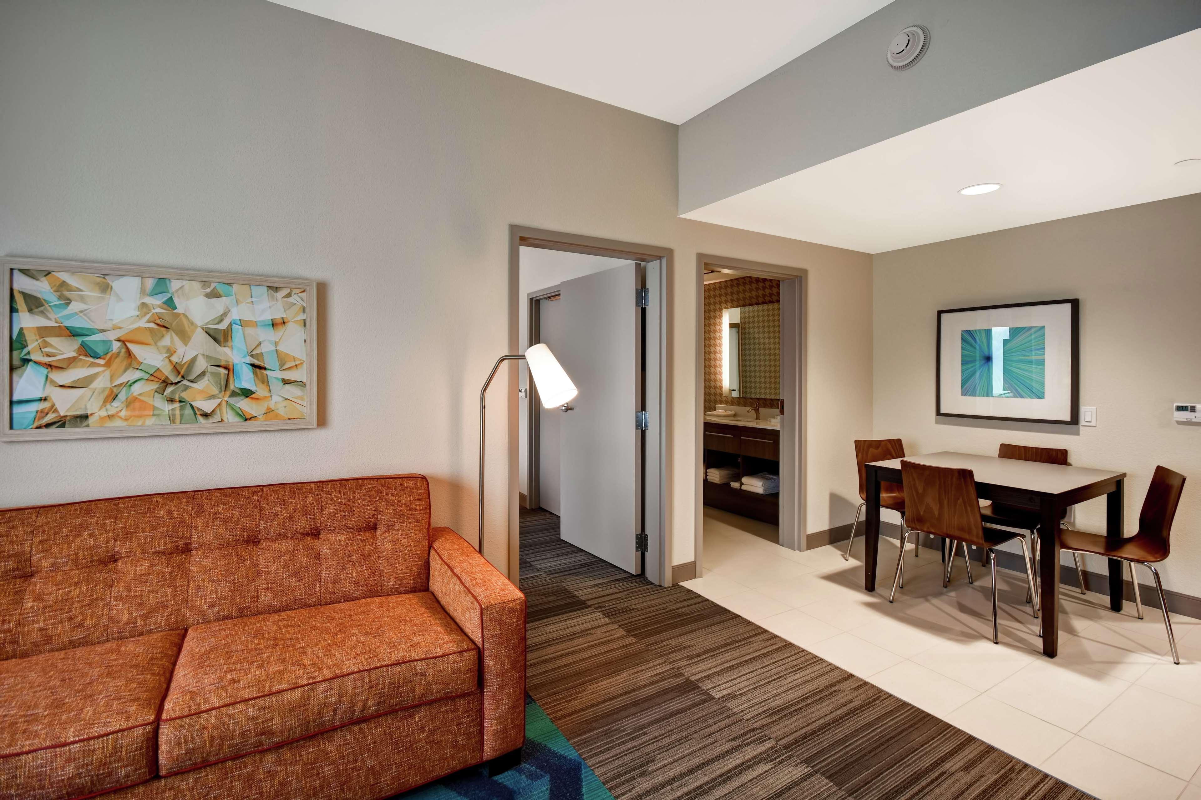 Home2 Suites By Hilton Mechanicsburg
