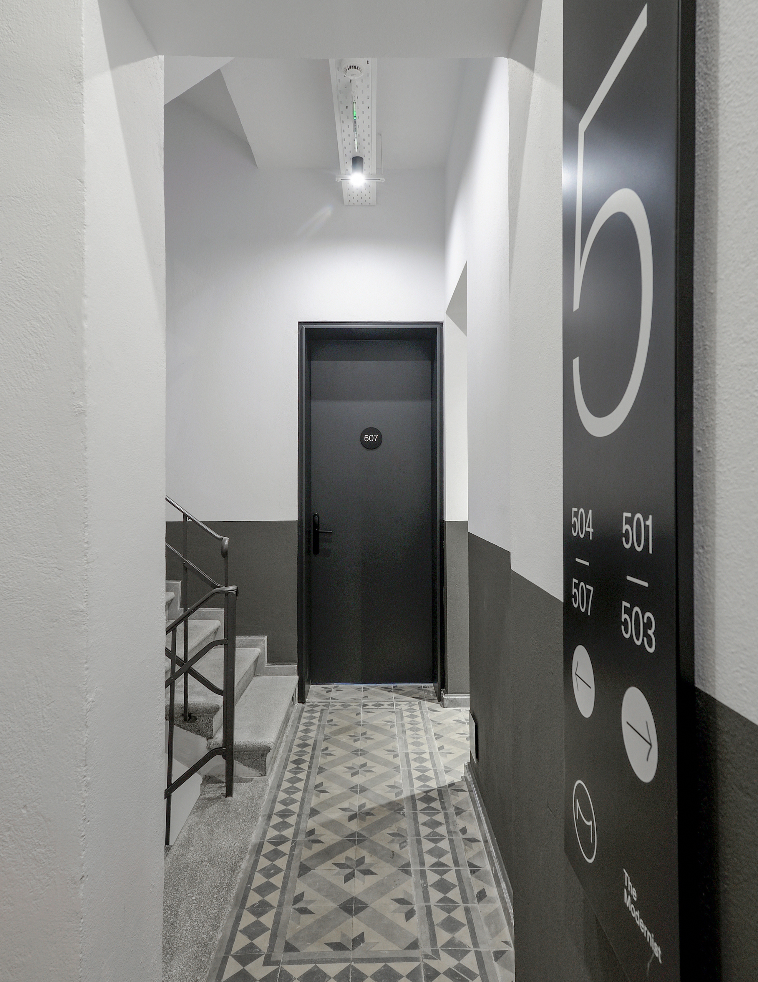 The Modernist - photo