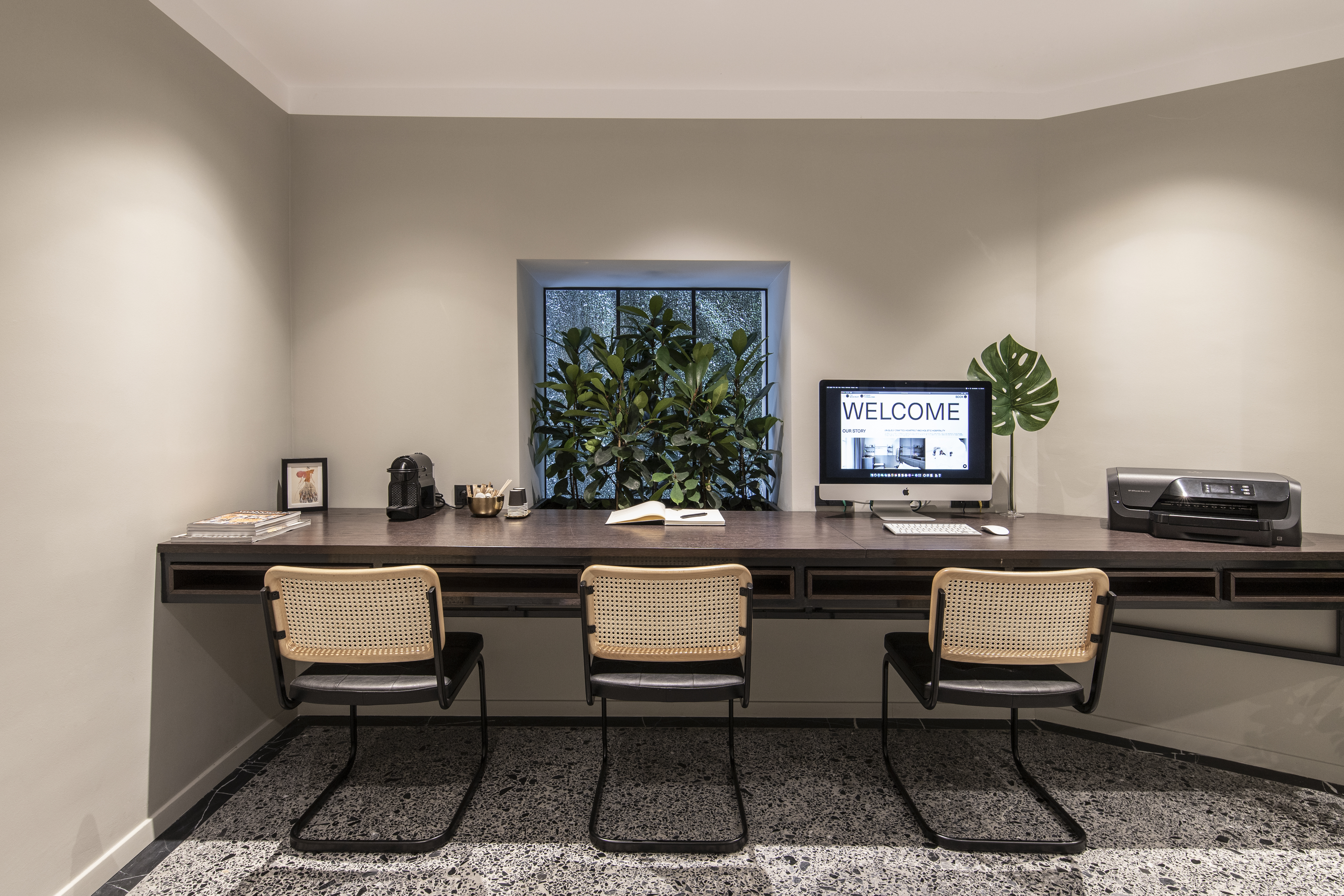 The Modernist - photo