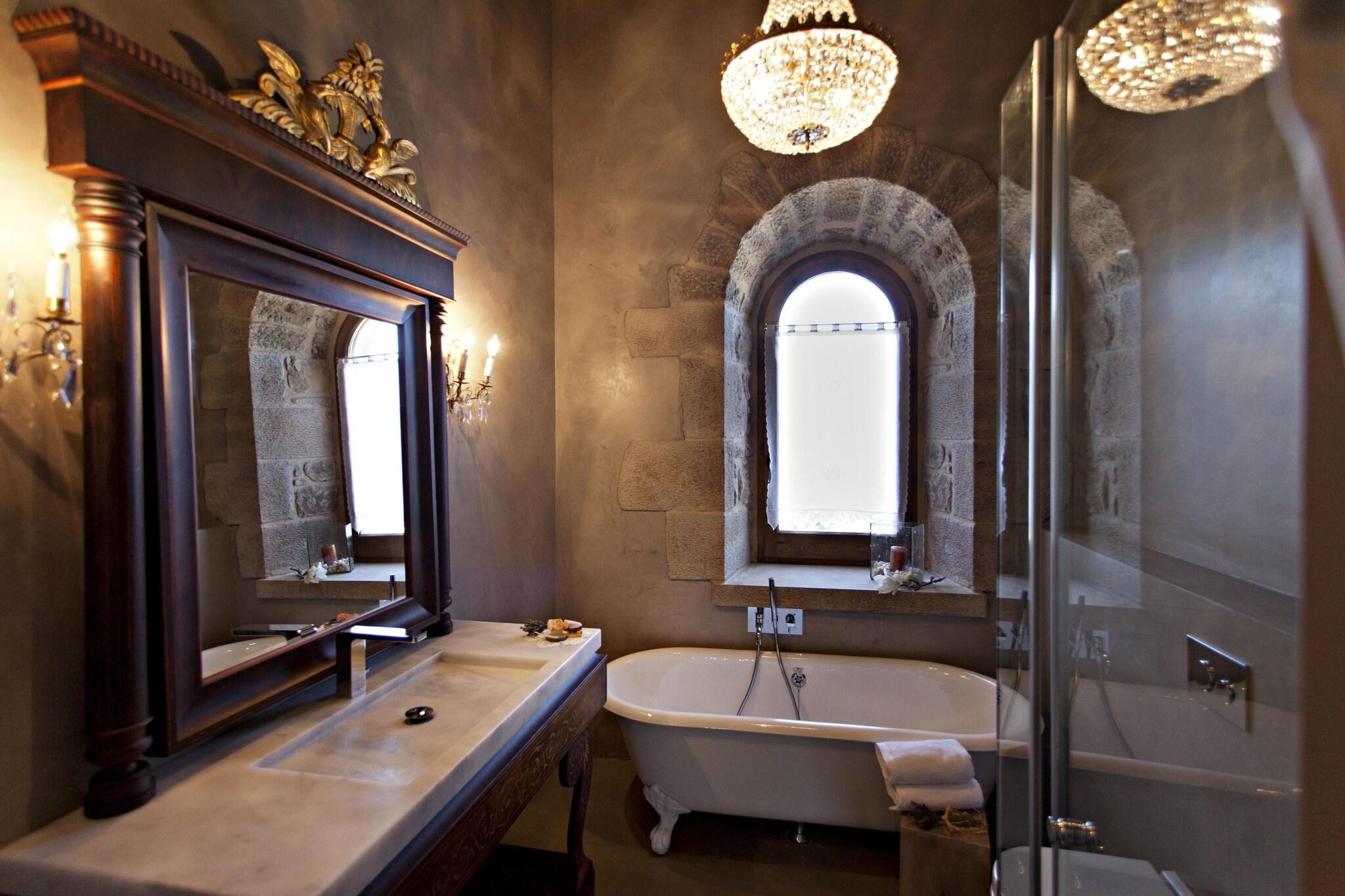 Hotel La Vella Farga, Lladurs by null