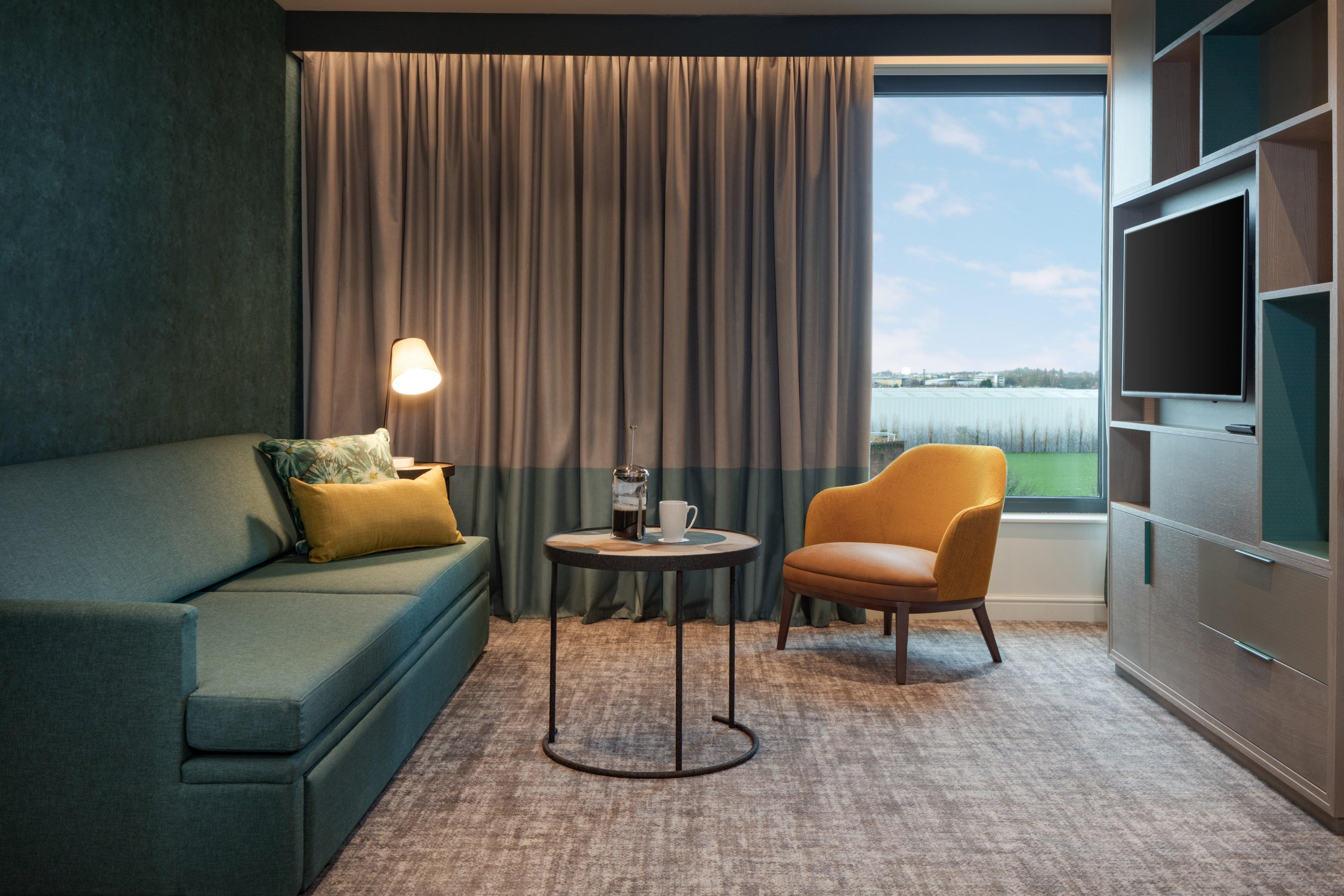 Staybridge Suites London - Heathrow Bath Road