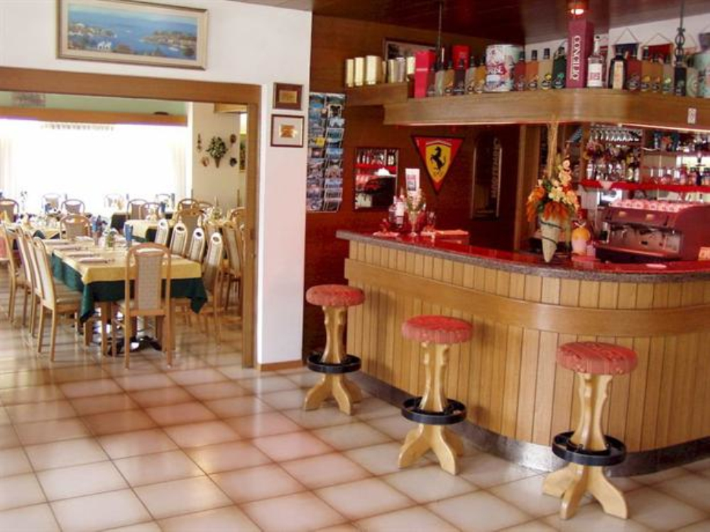 Hotel Ferrari