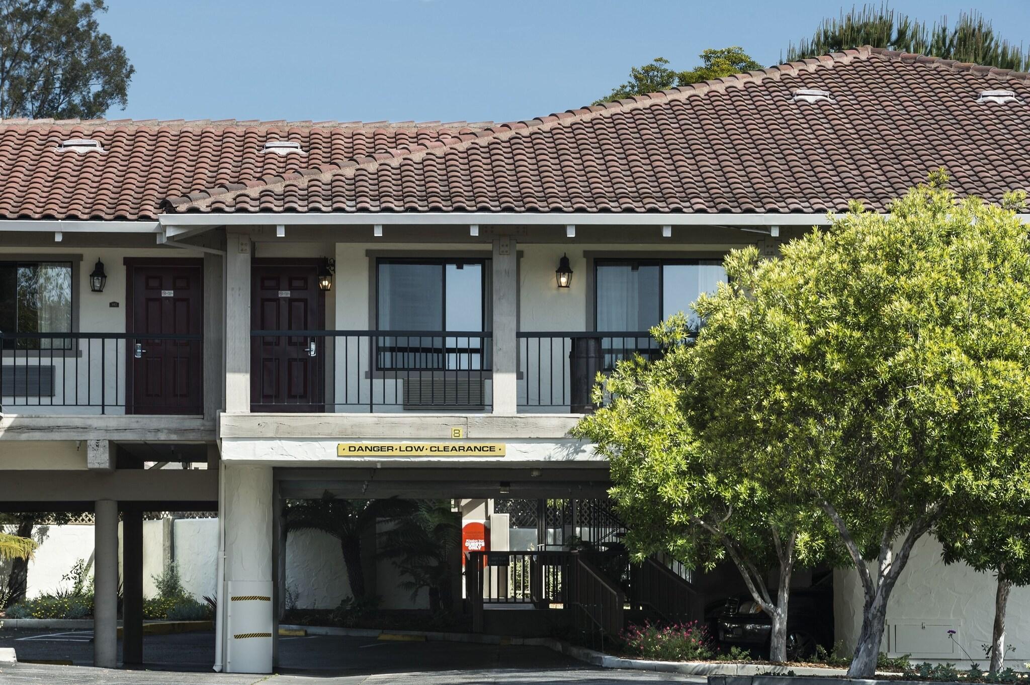 Mission Inn & Suites by null
