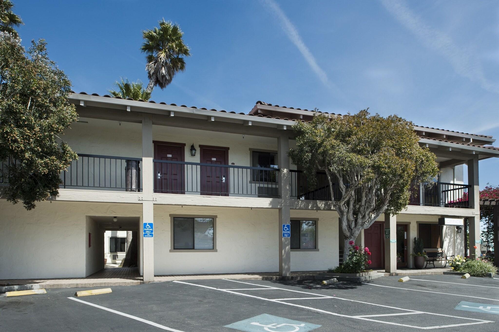 Mission Inn & Suites by null
