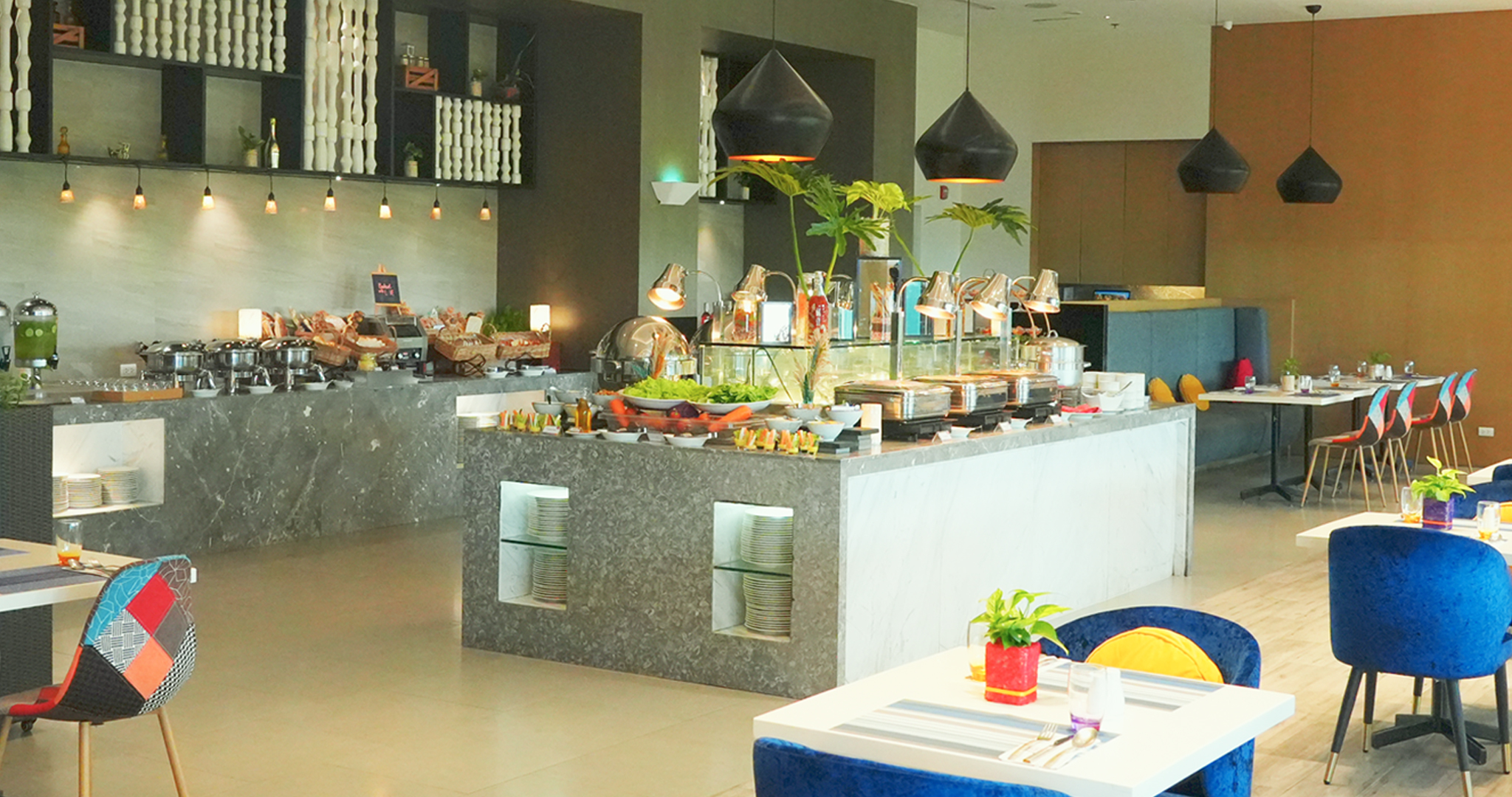 Savoy Hotel Manila by null