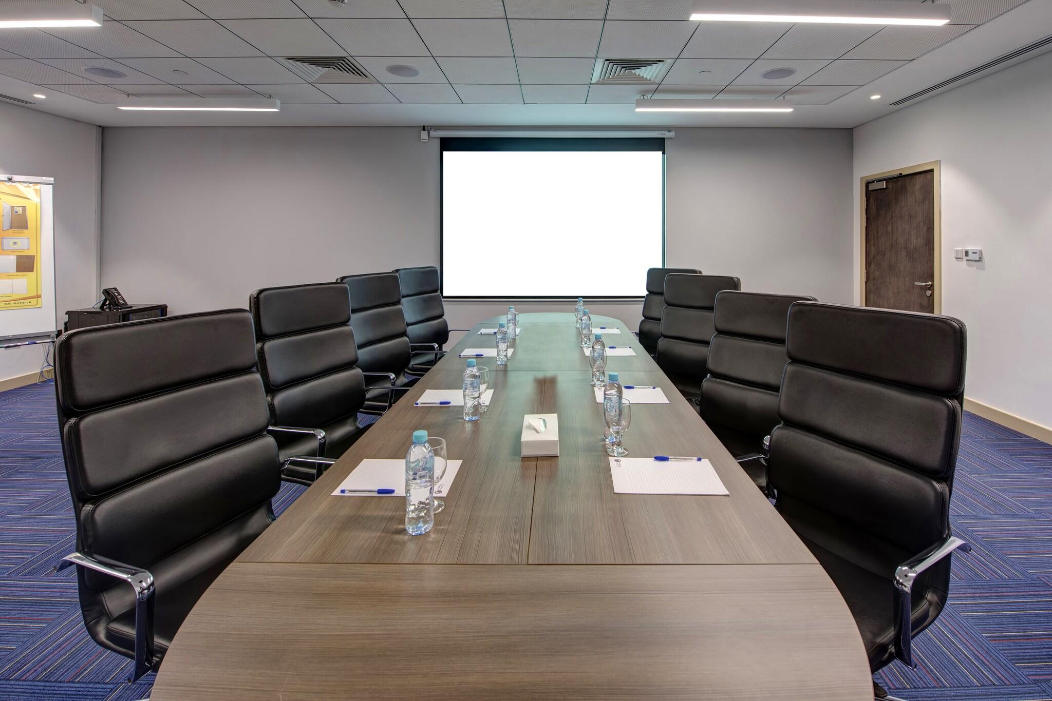 Premier Inn Dubai Ibn Battuta Mall - photo