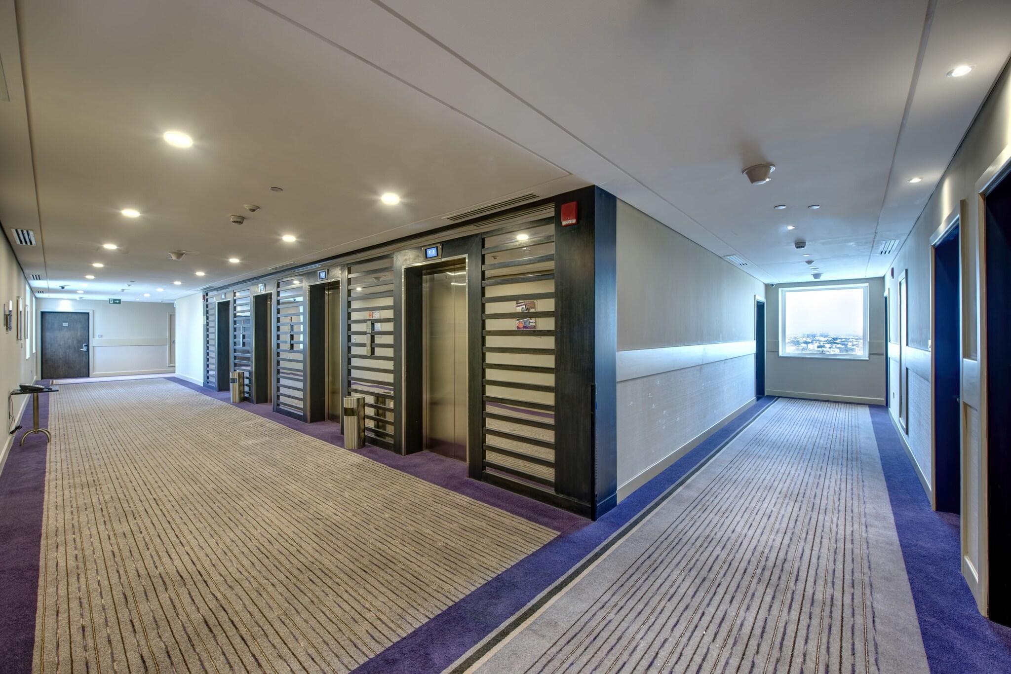 Premier Inn Dubai Ibn Battuta Mall - photo