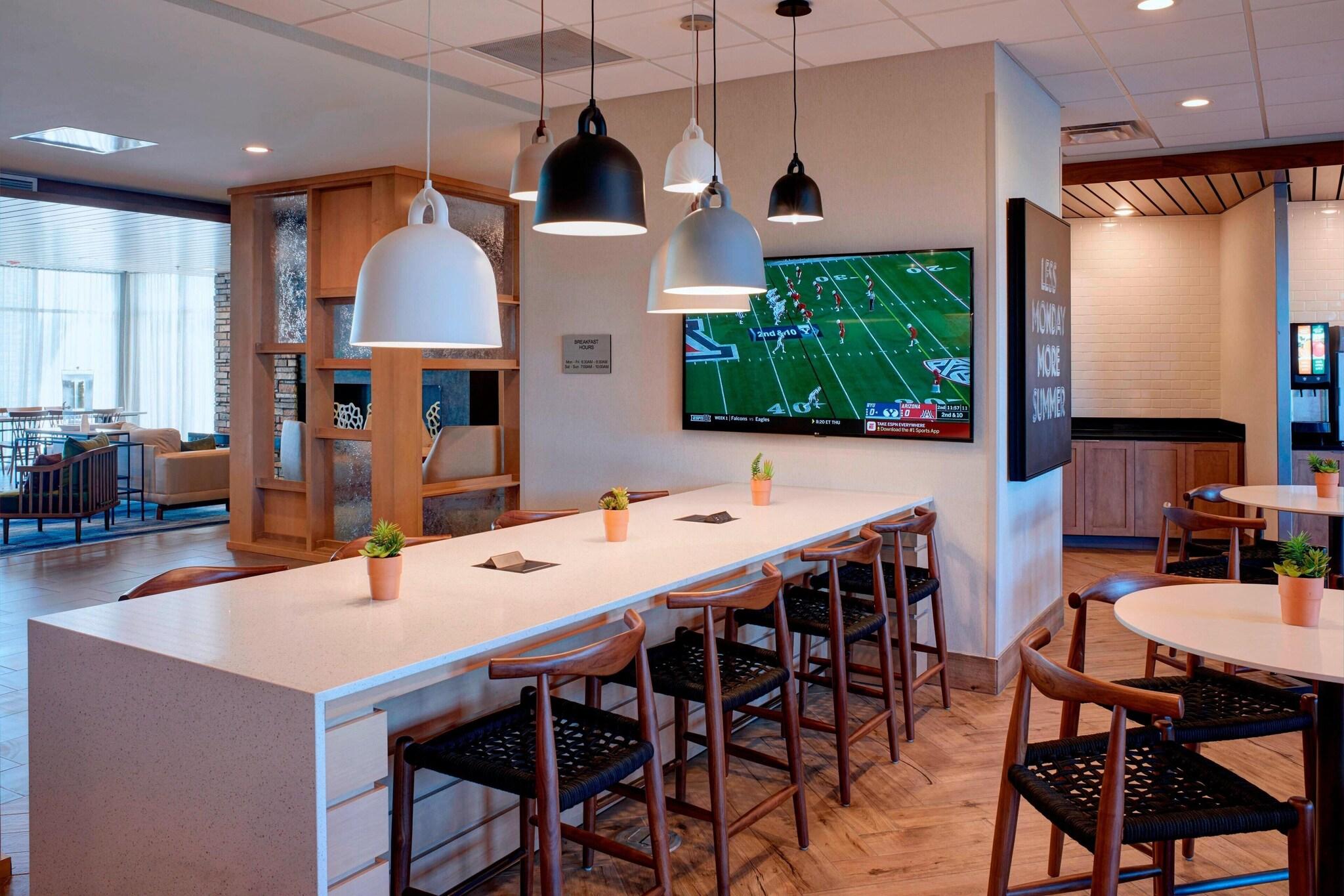 Fairfield Inn & Suites Columbus, IN