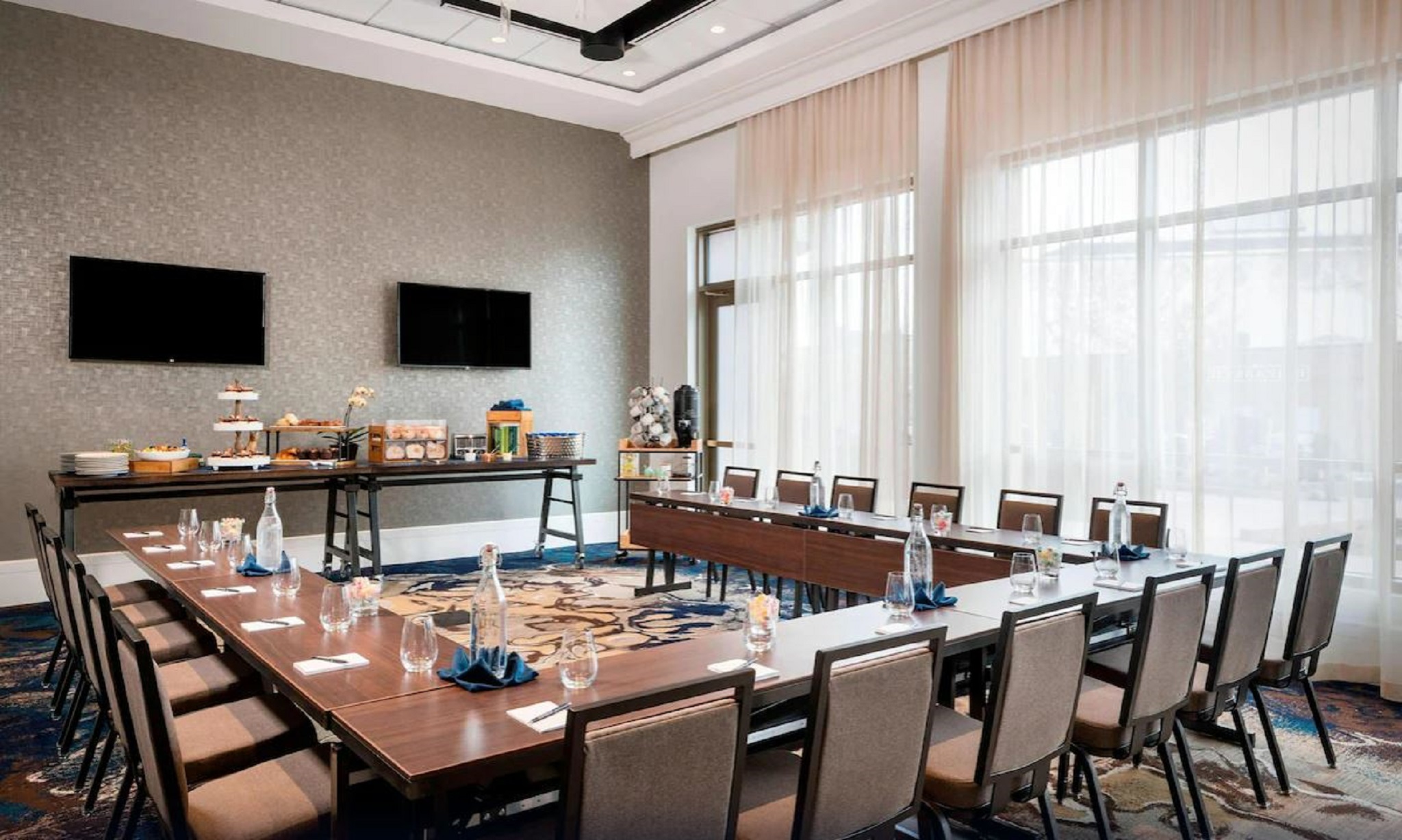 The Elizabeth Hotel, Autograph Collection by null