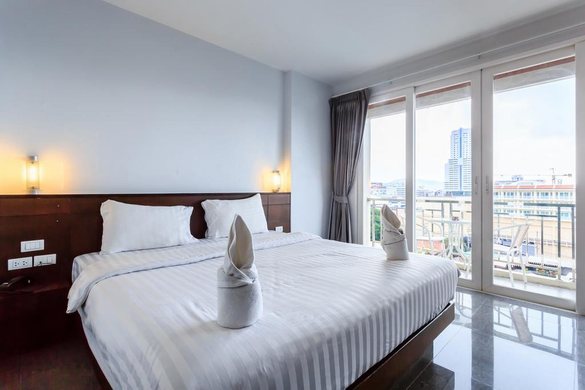 7Q Bangla Hotel