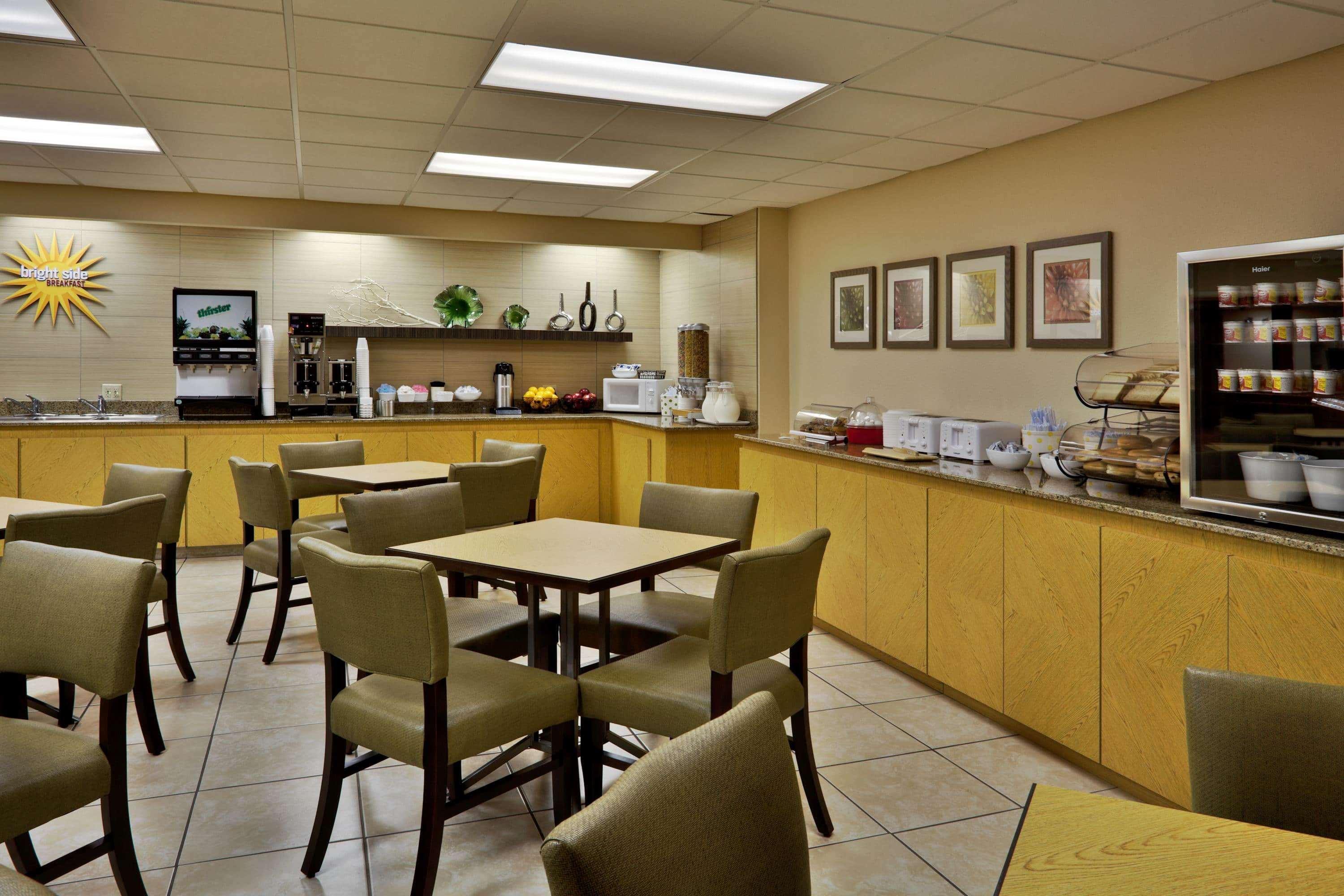 La Quinta Inn & Suites Clearwater Airport