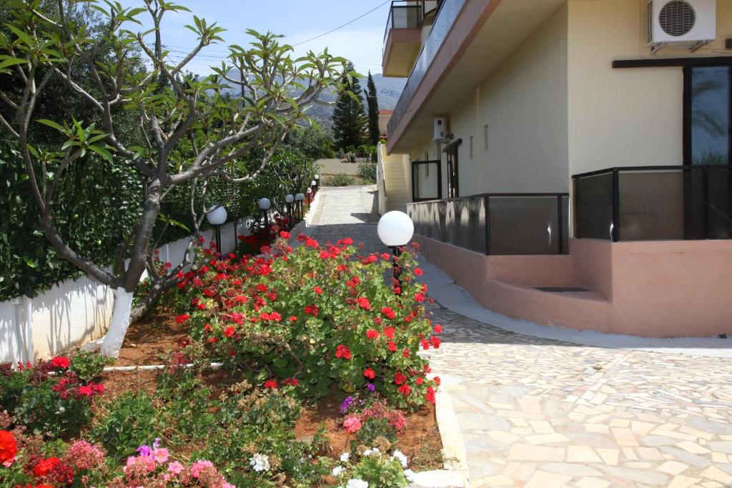 Triton Gardens Hotel