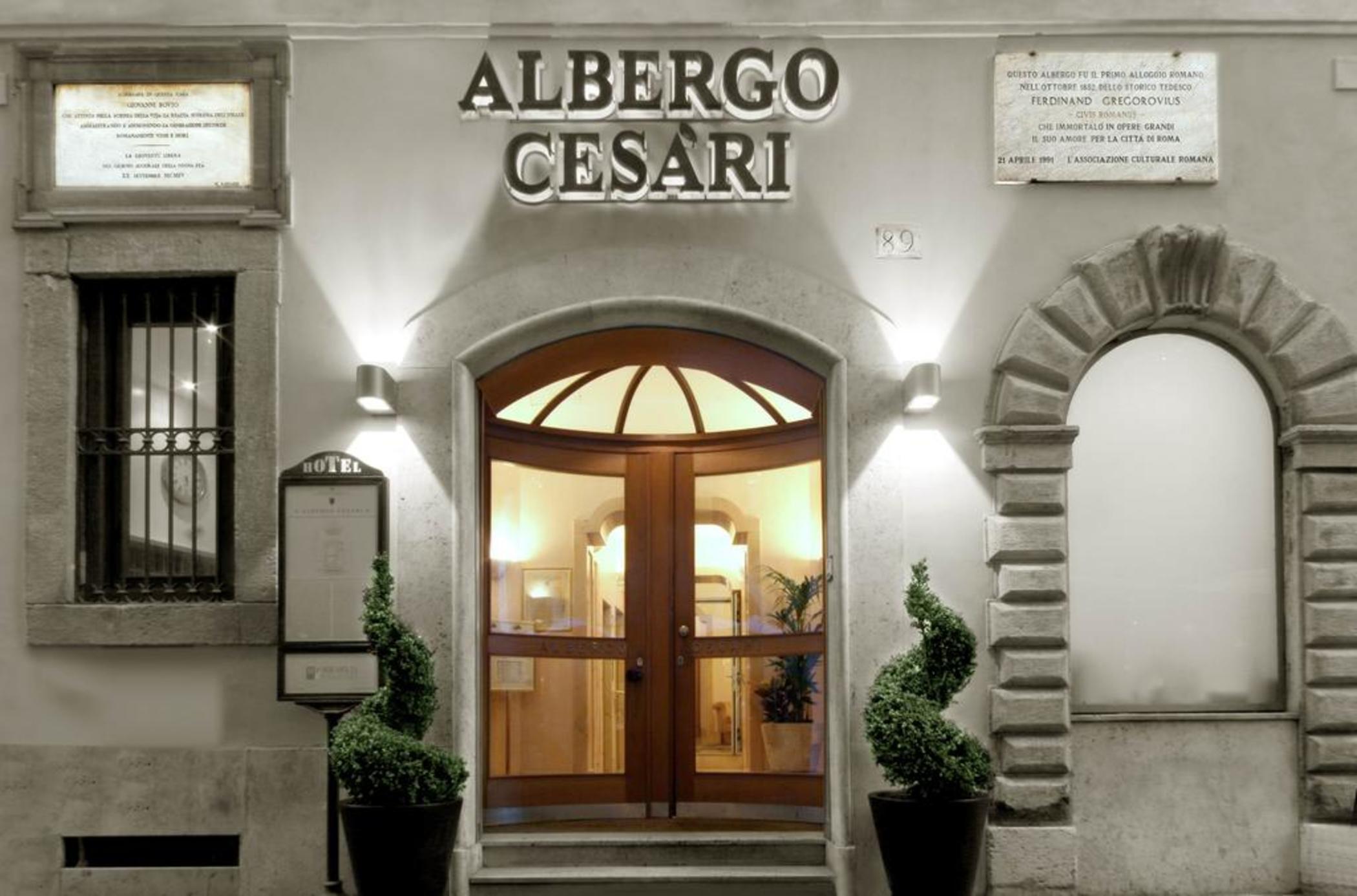 9Hotel Cesàri by null