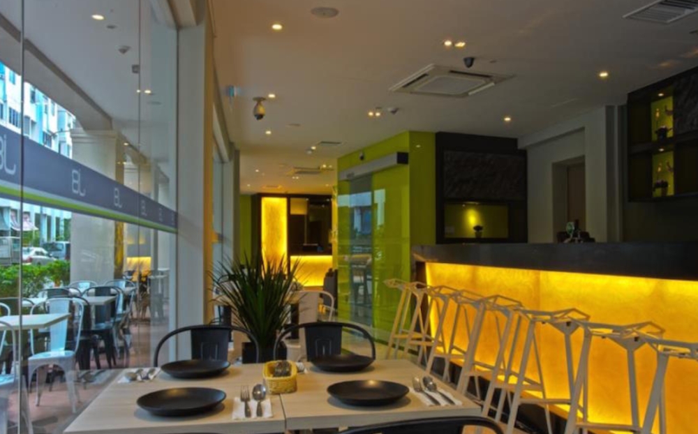J8 Hotel