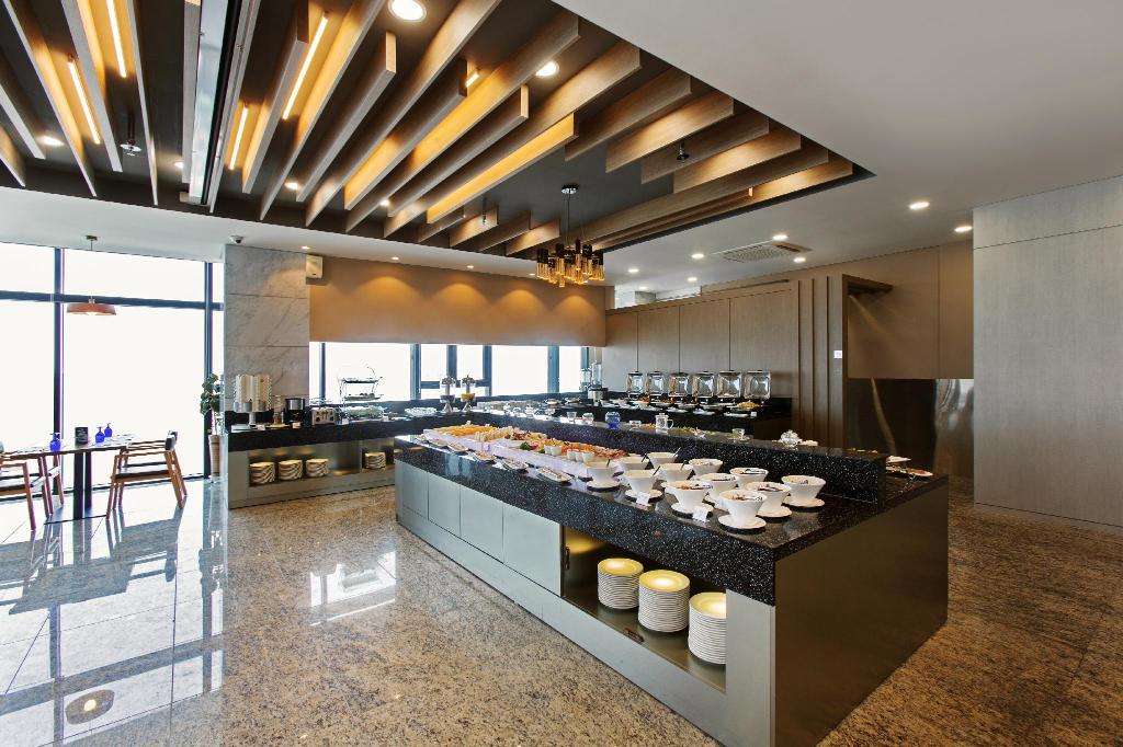 Hotel Adela
