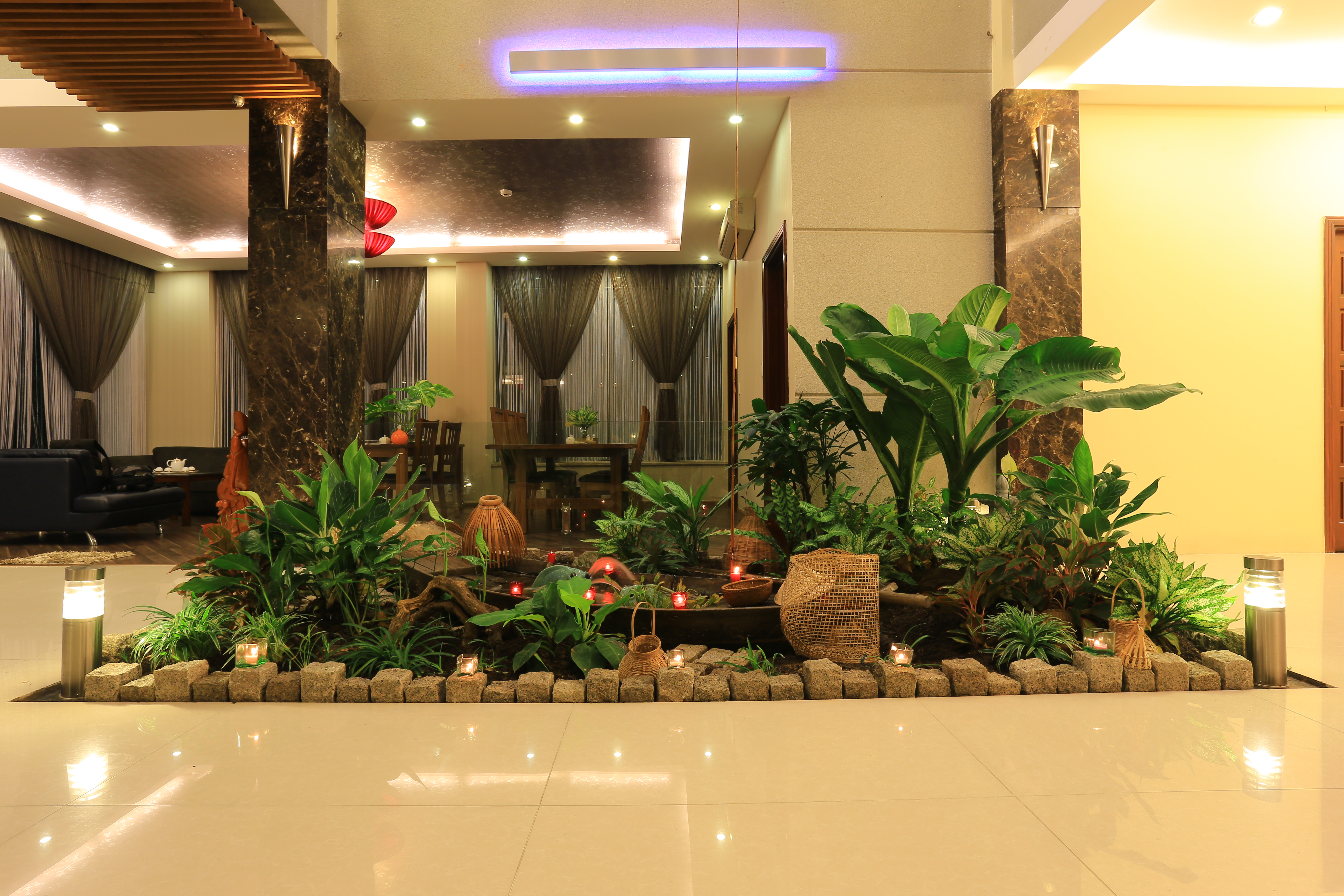 Valentine Hotel
