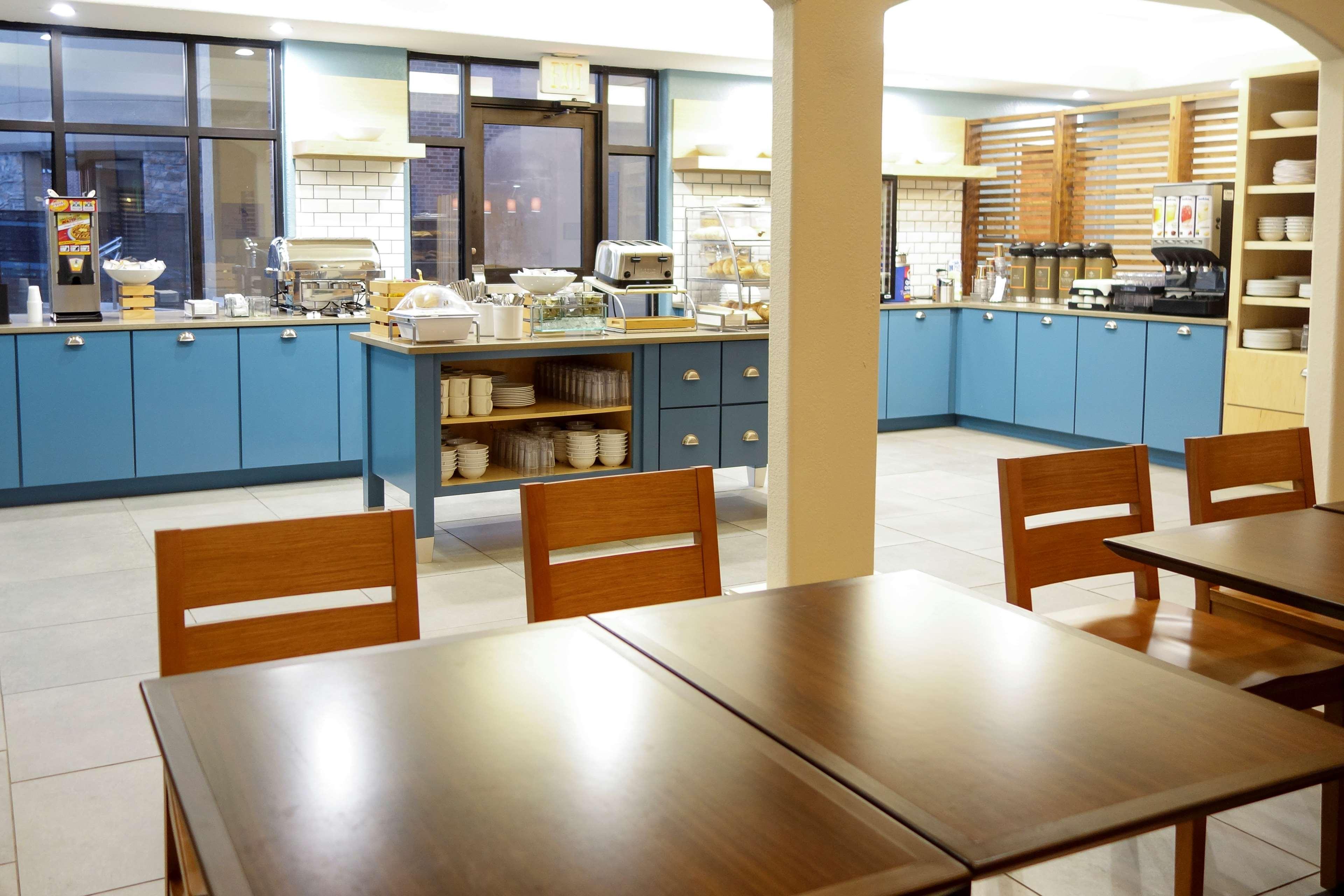 Country Inn & Suites by Radisson Houston Northwest