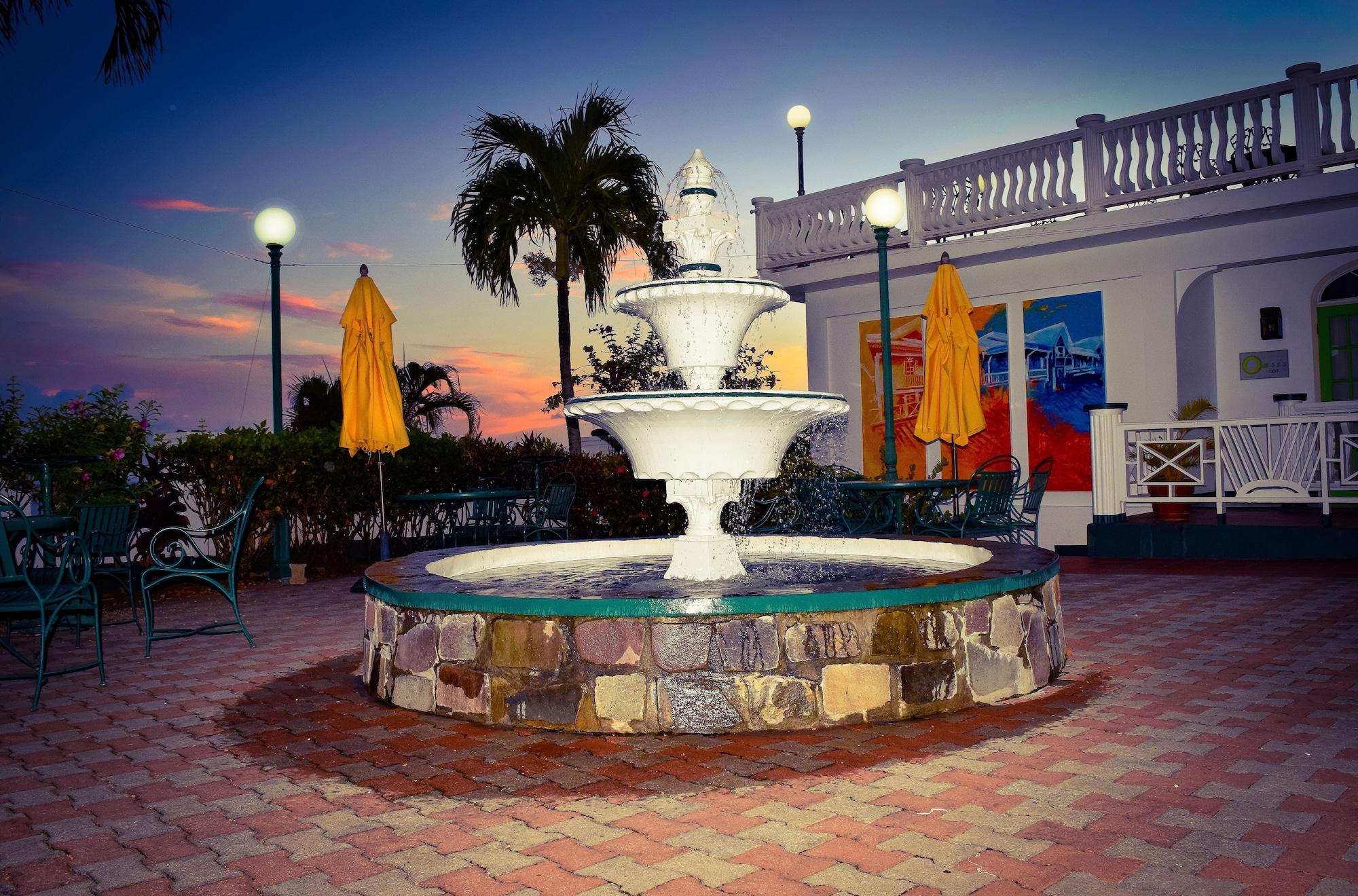 Grenadine House by null