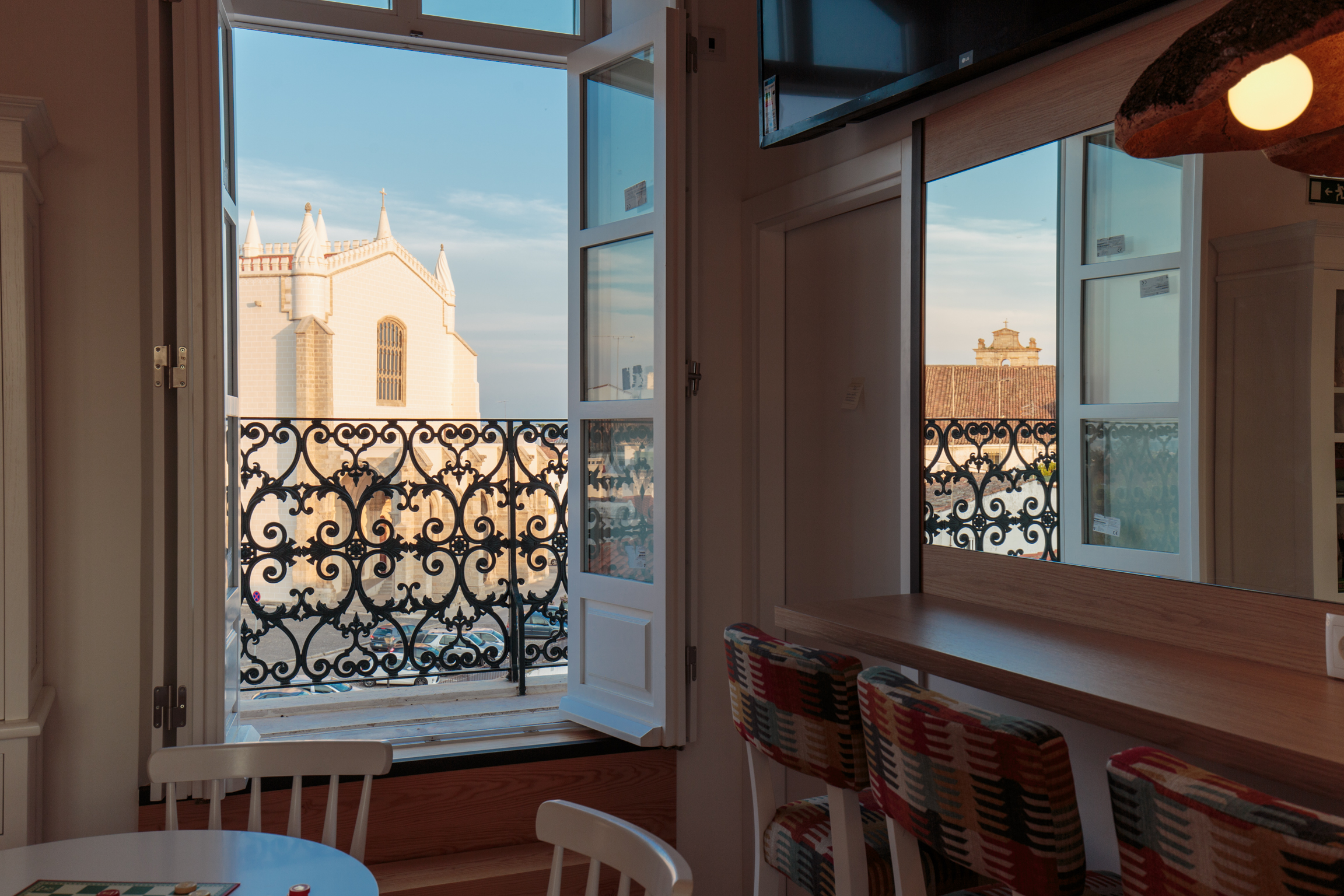 Heaven Inn Suites & Terrace