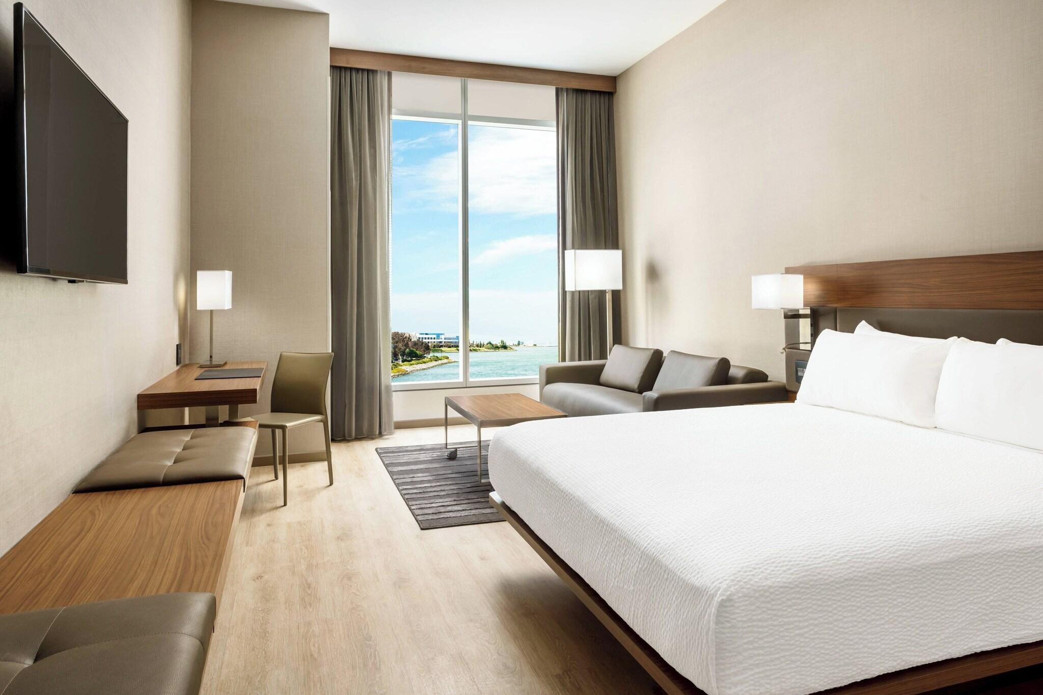 AC Hotel San Francisco Airport/Oyster Point Waterf