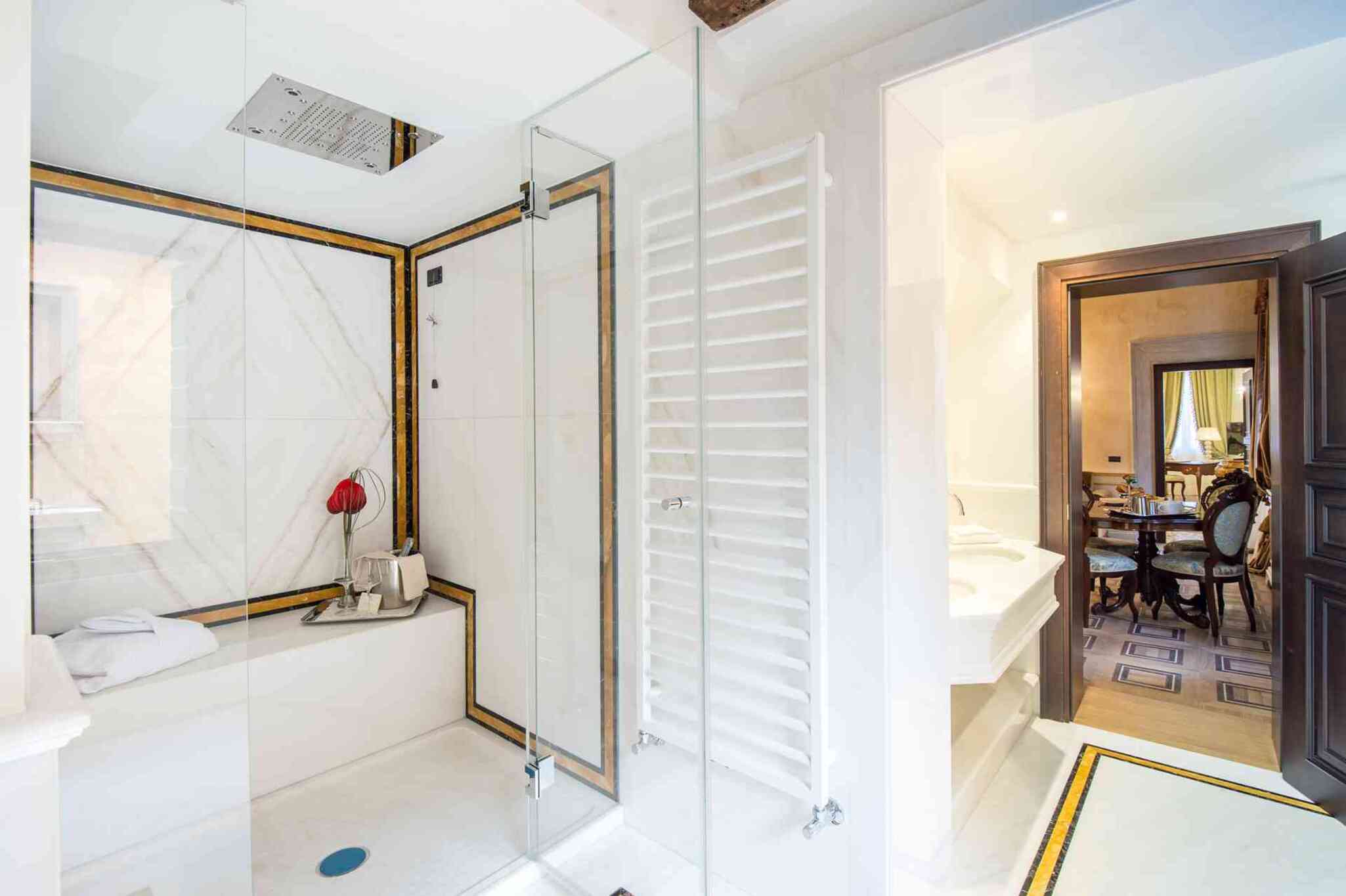 Hotel Nani Mocenigo Palace by null