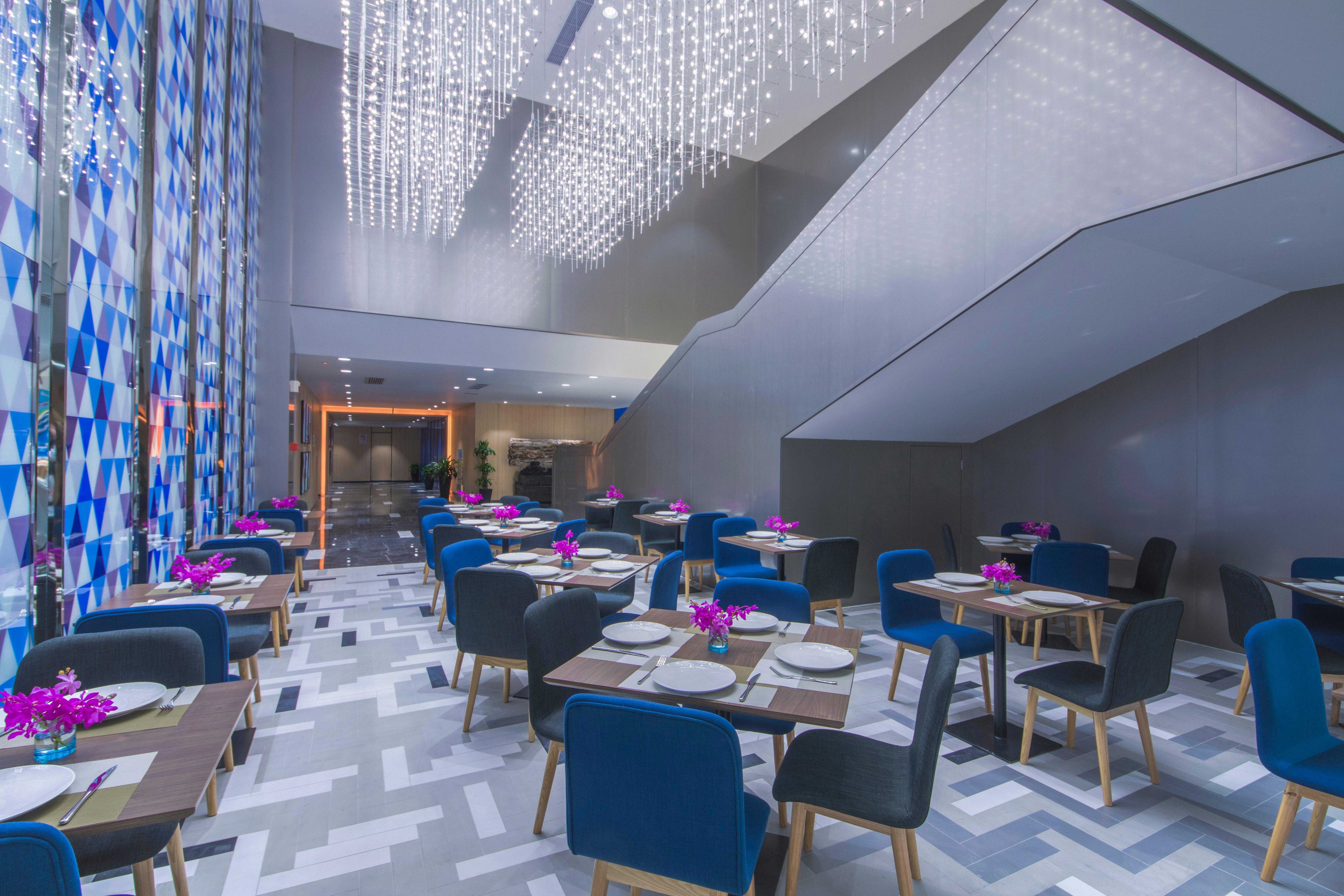 Holiday Inn Express Shanghai Jinshan