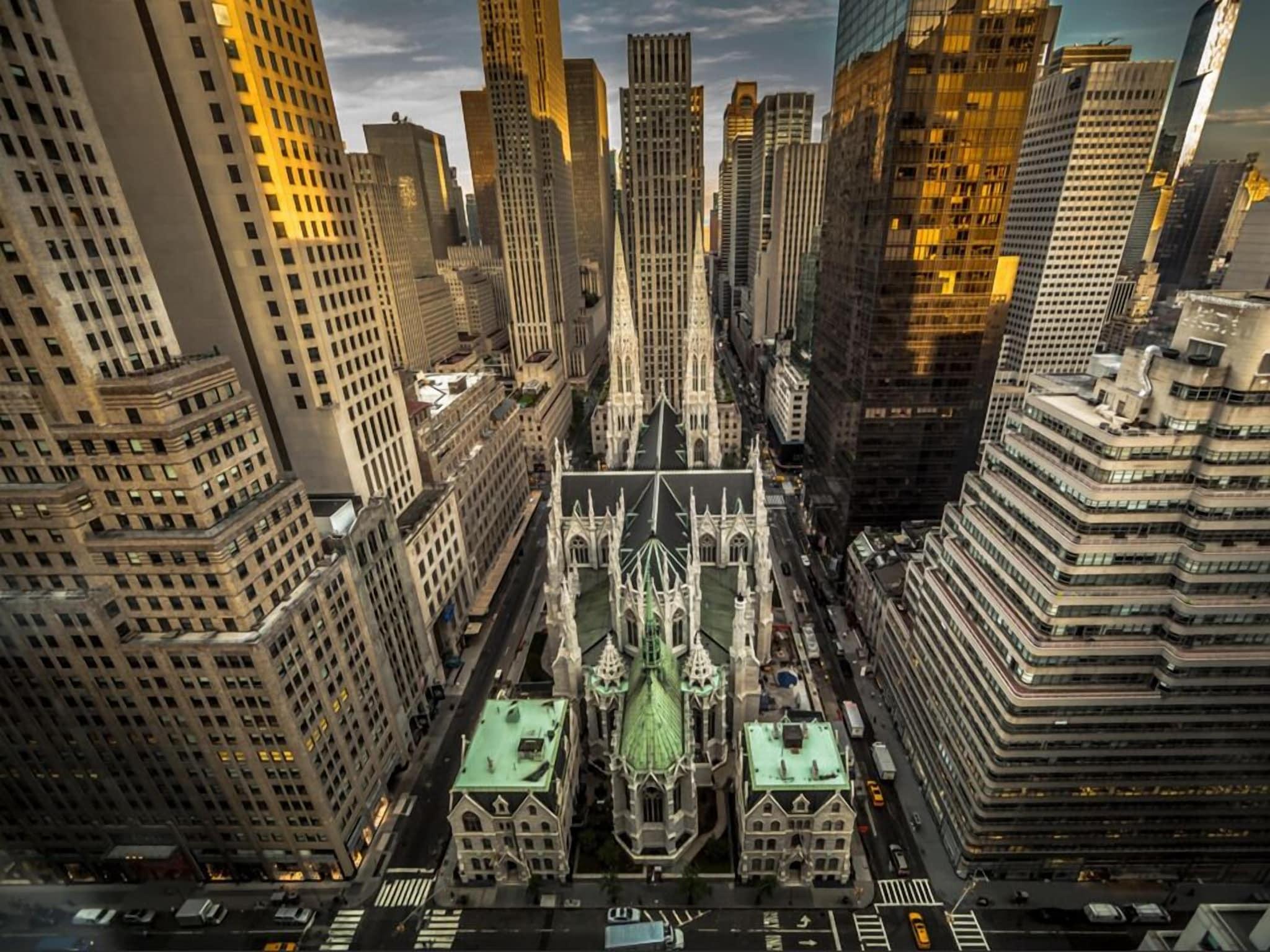Galleria immagine di The Towers At Lotte New York Palace