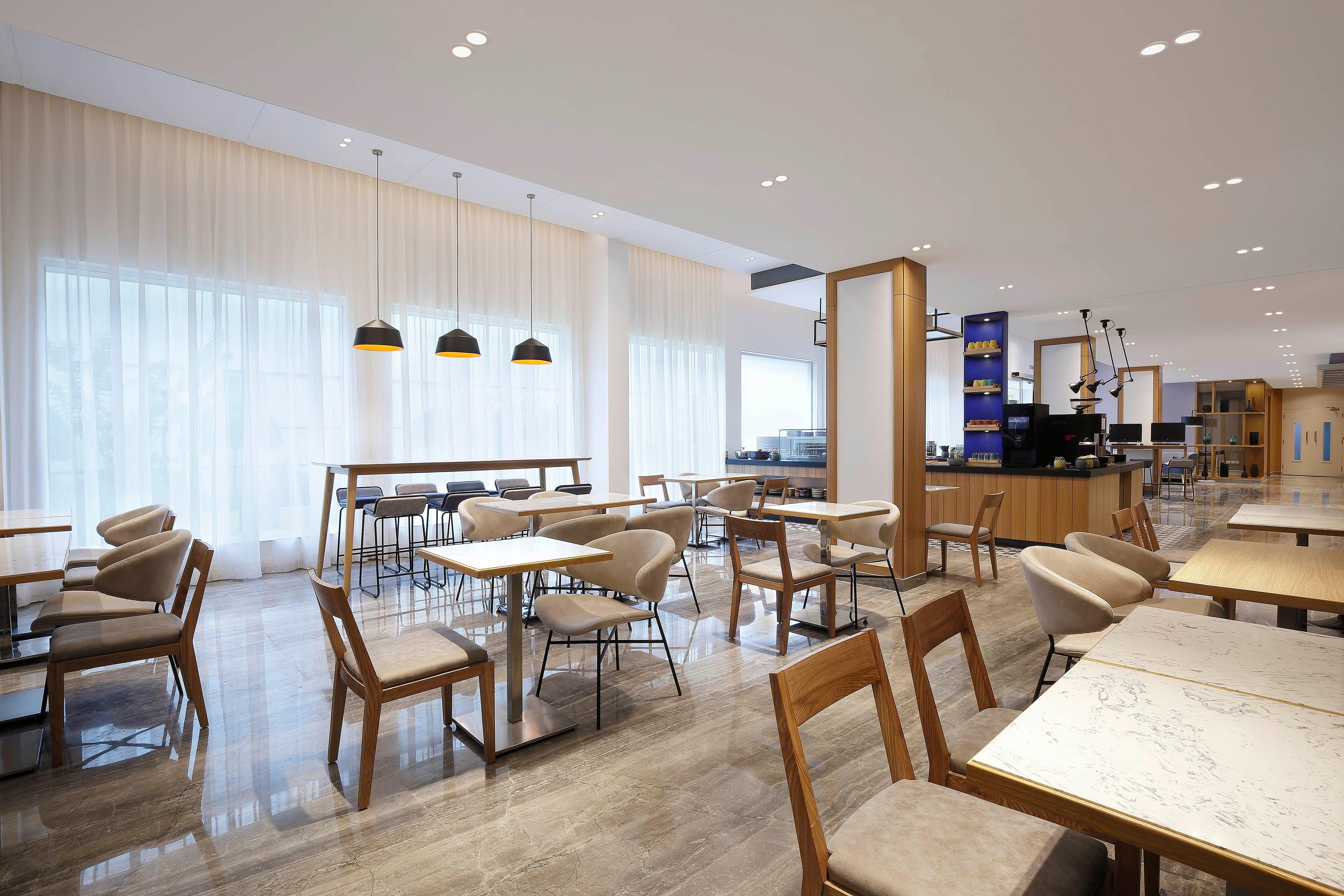 Holiday Inn Express Bengaluru Whitefield Itpl