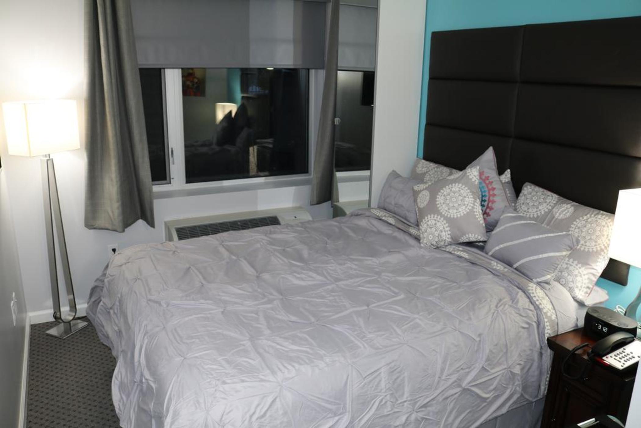 Canal Loft Hostel & Hotel