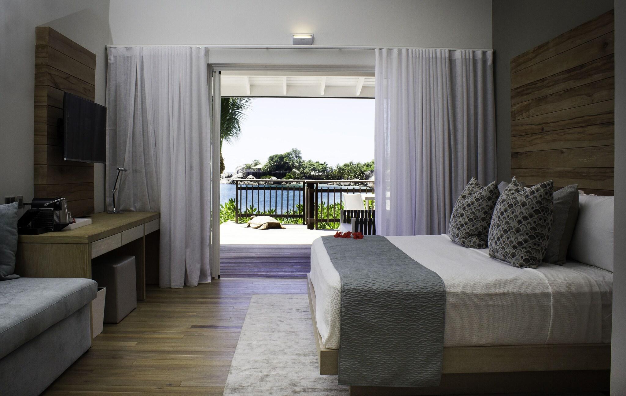 Carana Beach Hotel by null