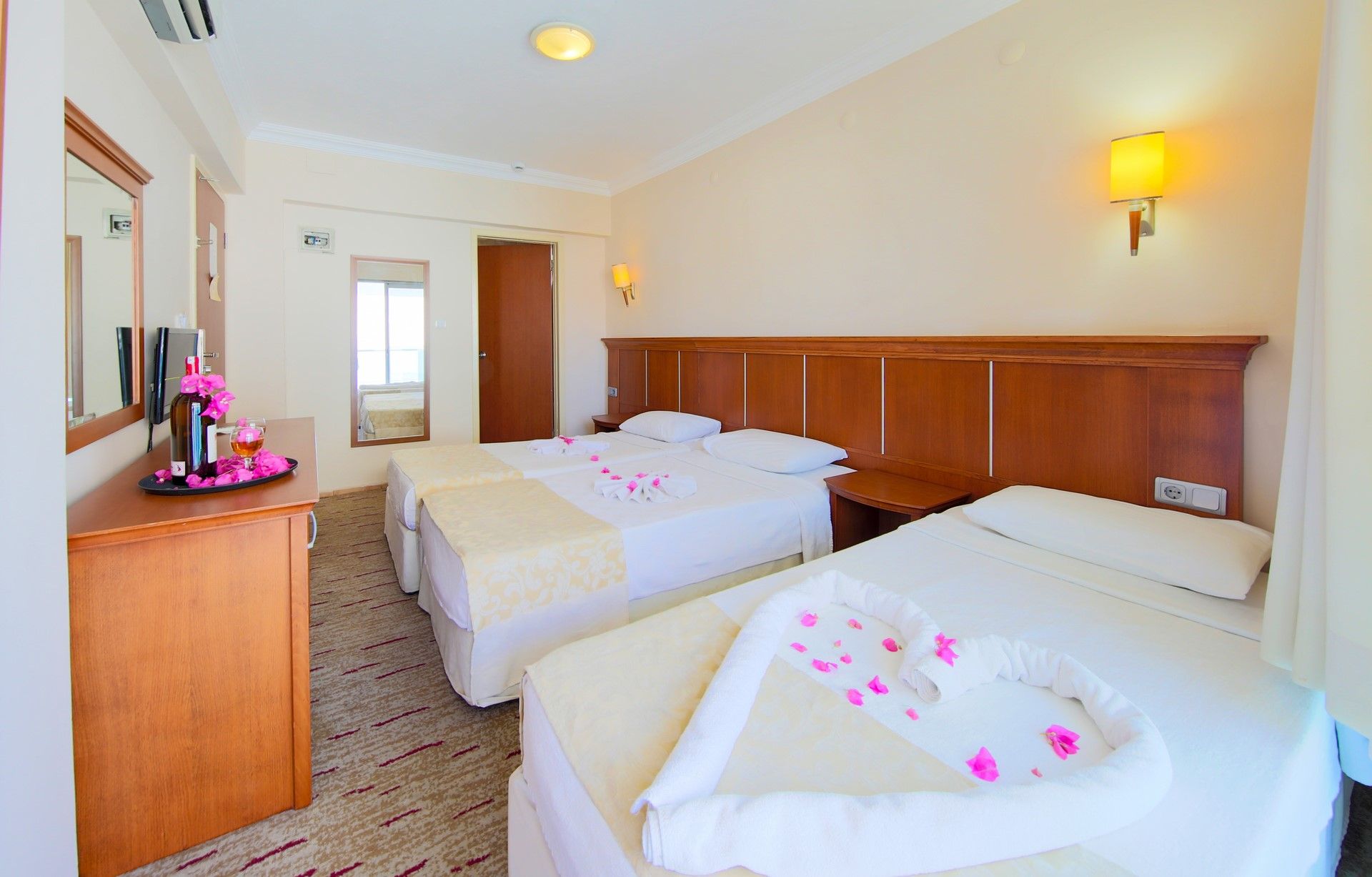 Moda Beach Marmaris - фото