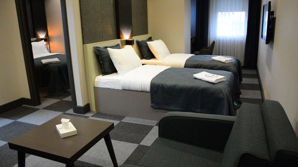 Zimmer mit 2 einzelbetten, familien, king