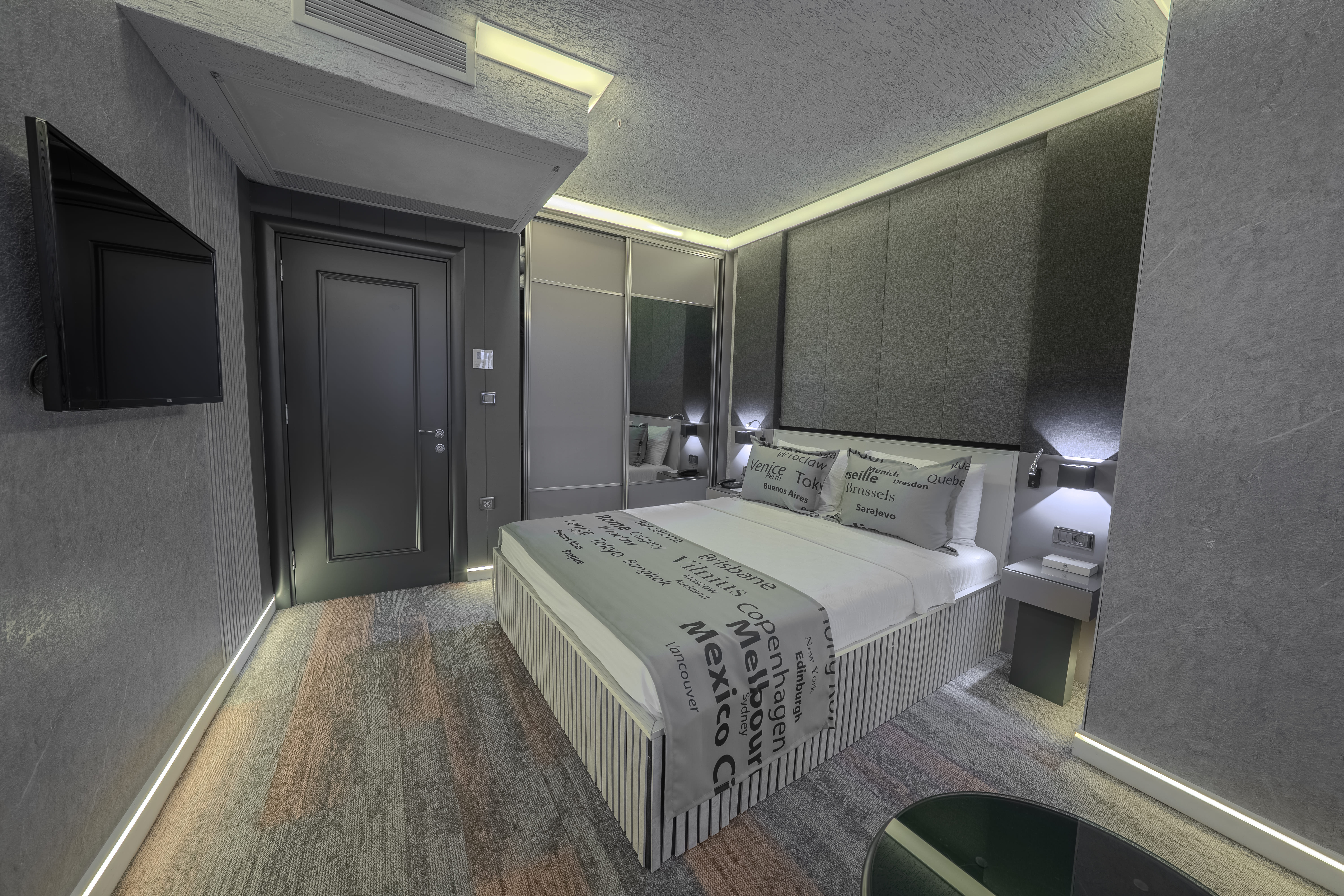Twin room, family, king