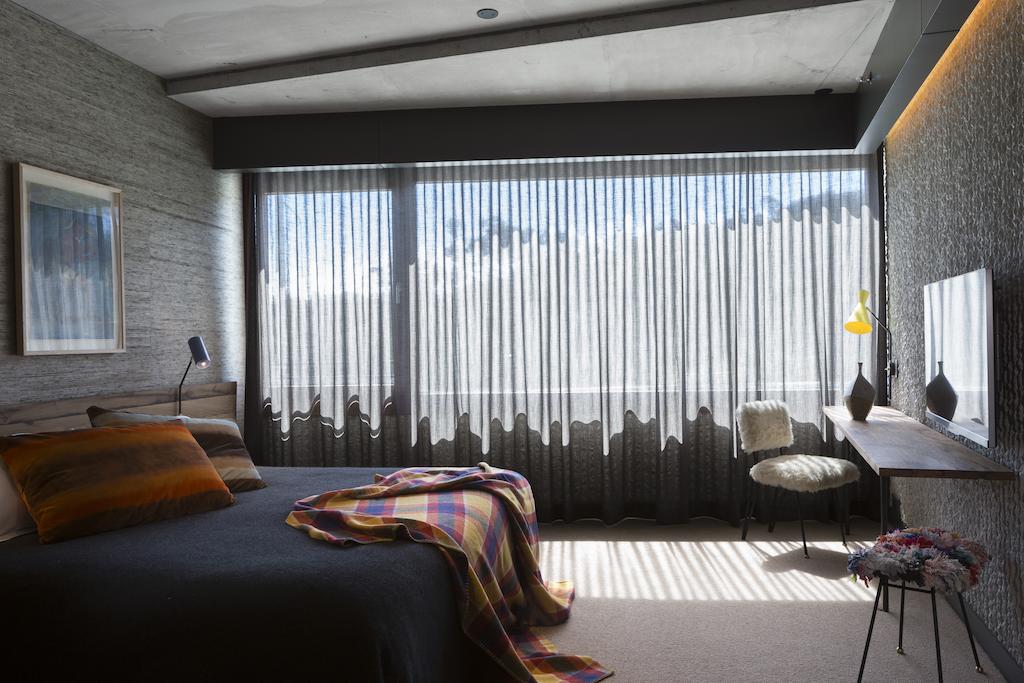 Ovolo Nishi by null