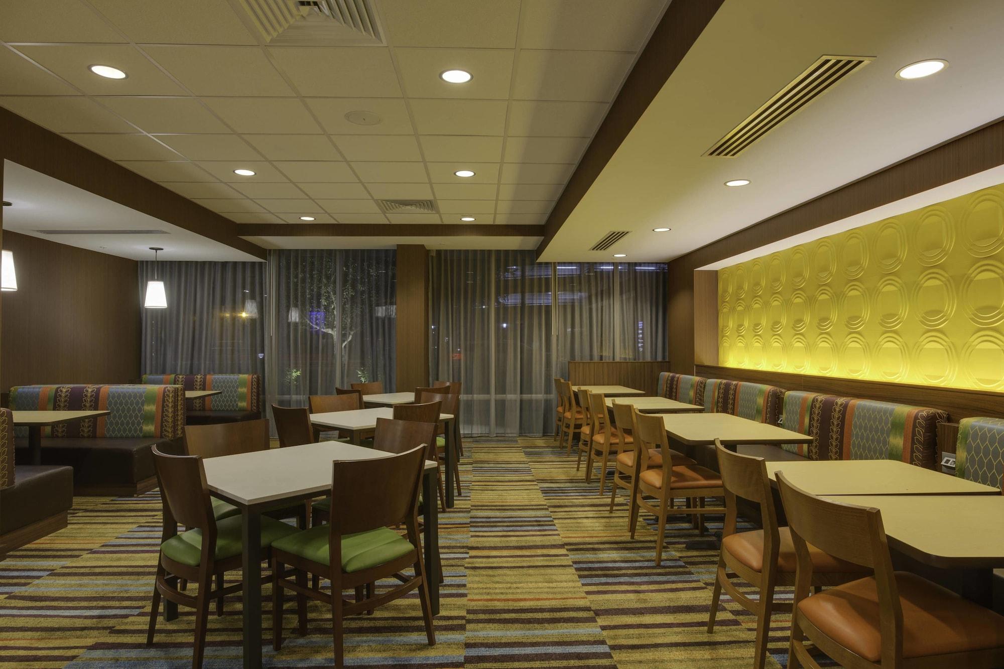 Fairfield Inn & Suites Fort Lauderdale Downtown/La