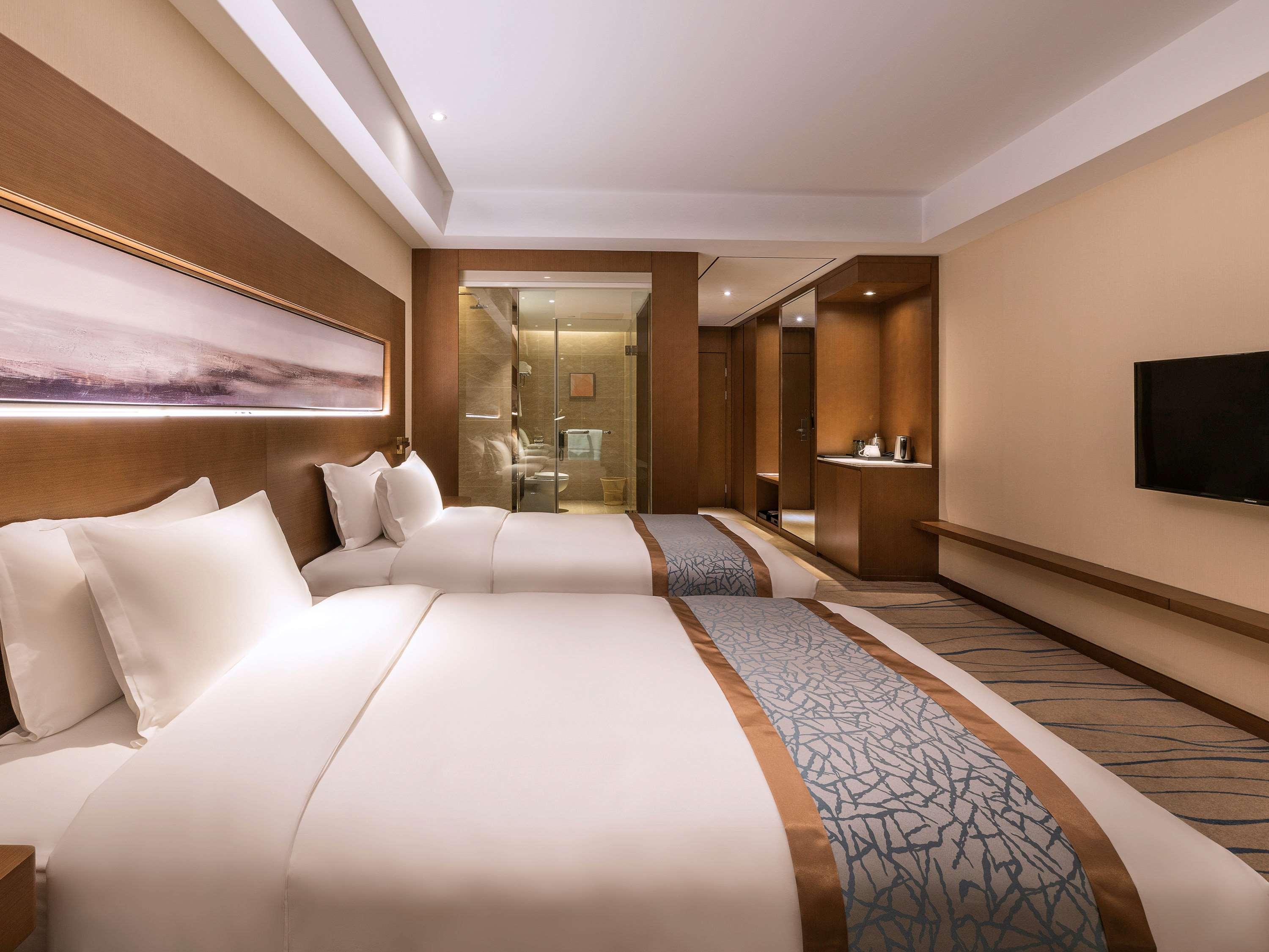 Novotel Qingdao New Hope