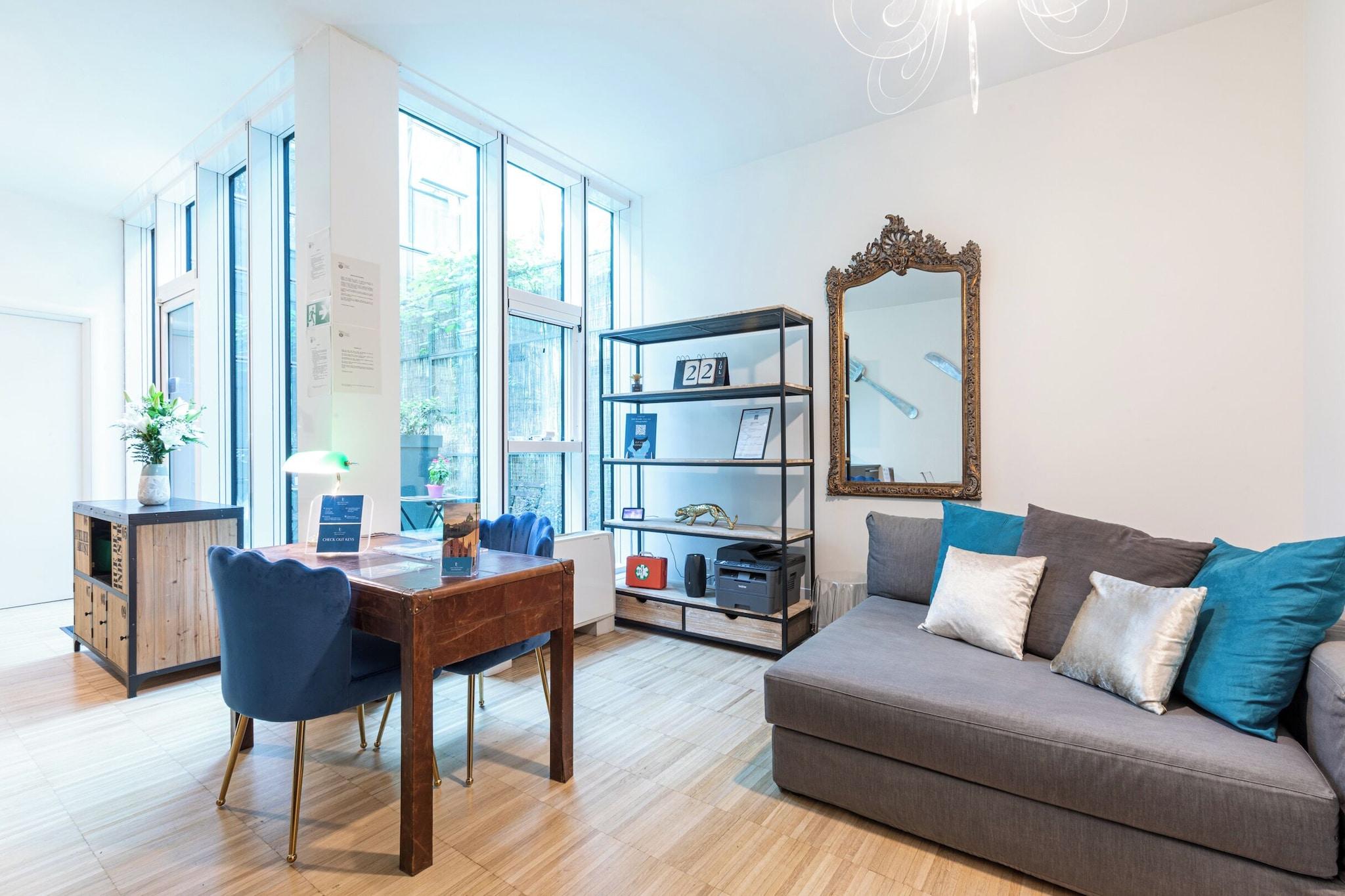 B&B Too Cute 2b Str8 - photo