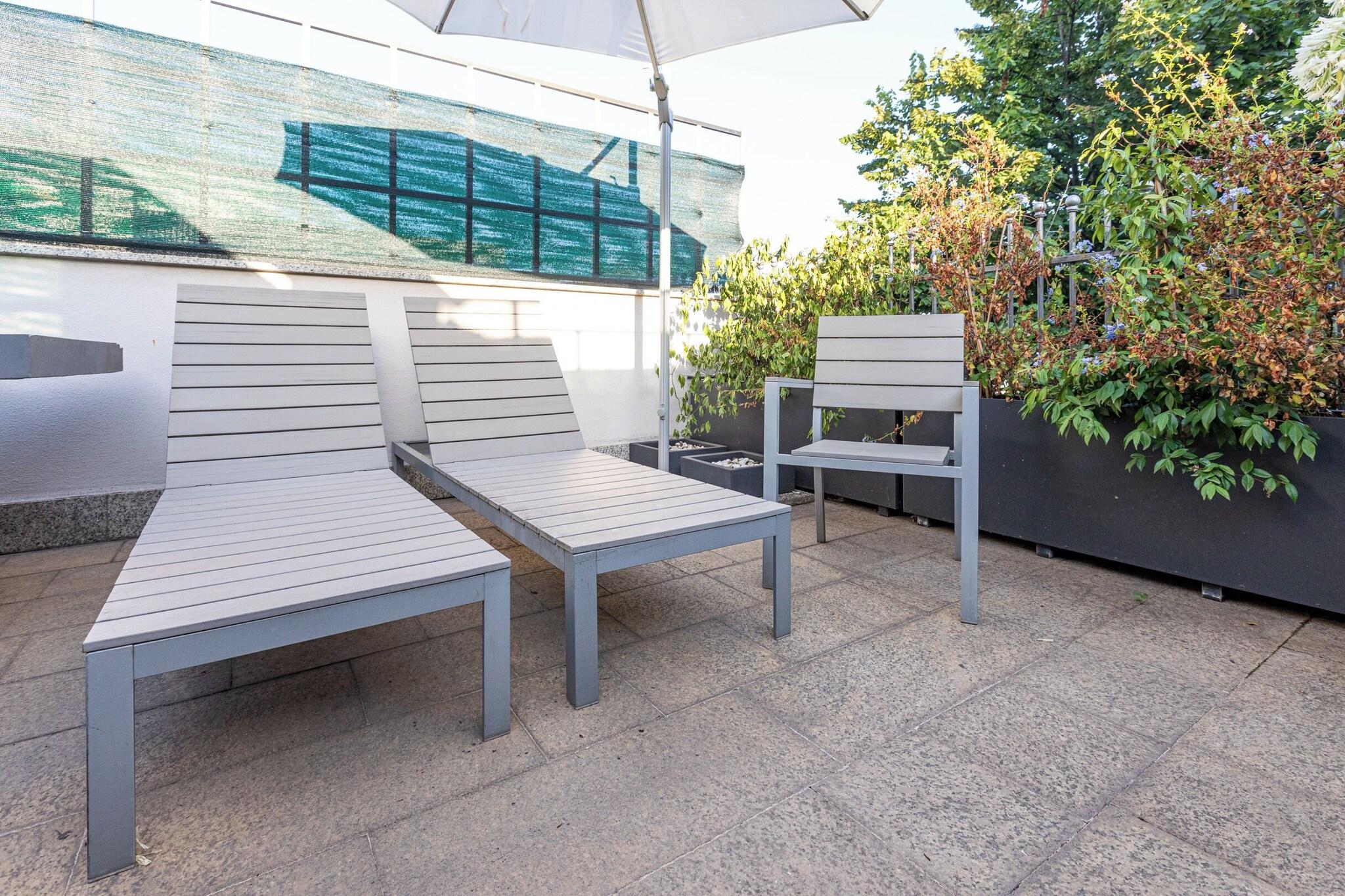 B&B Too Cute 2b Str8 - photo