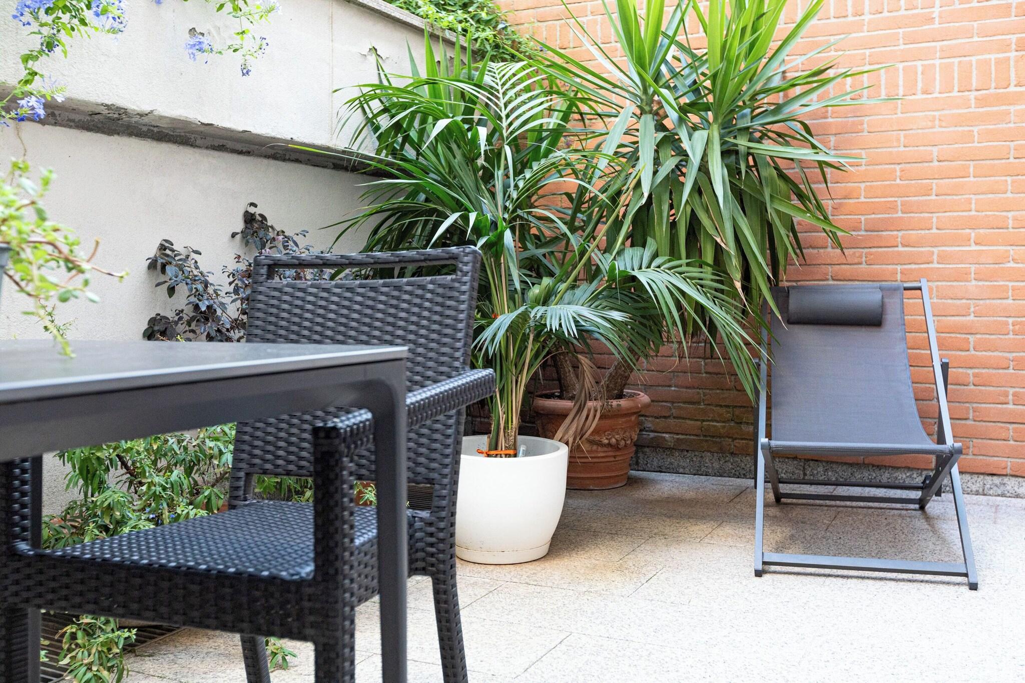 B&B Too Cute 2b Str8 - photo