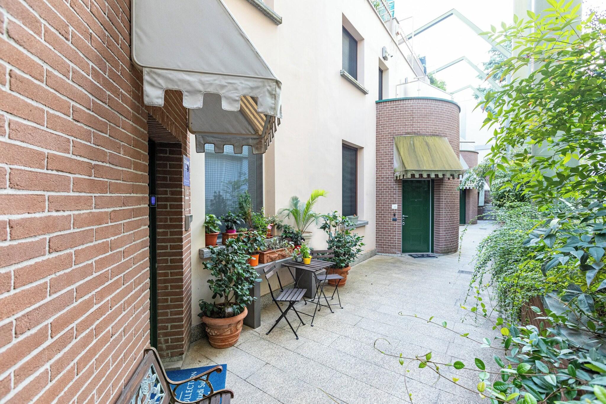 B&B Too Cute 2b Str8 - photo