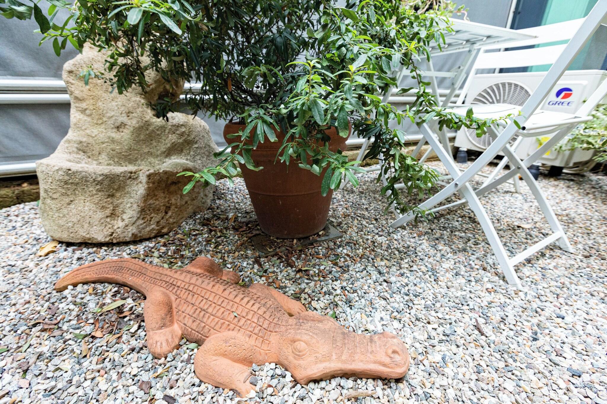 B&B Too Cute 2b Str8 - photo