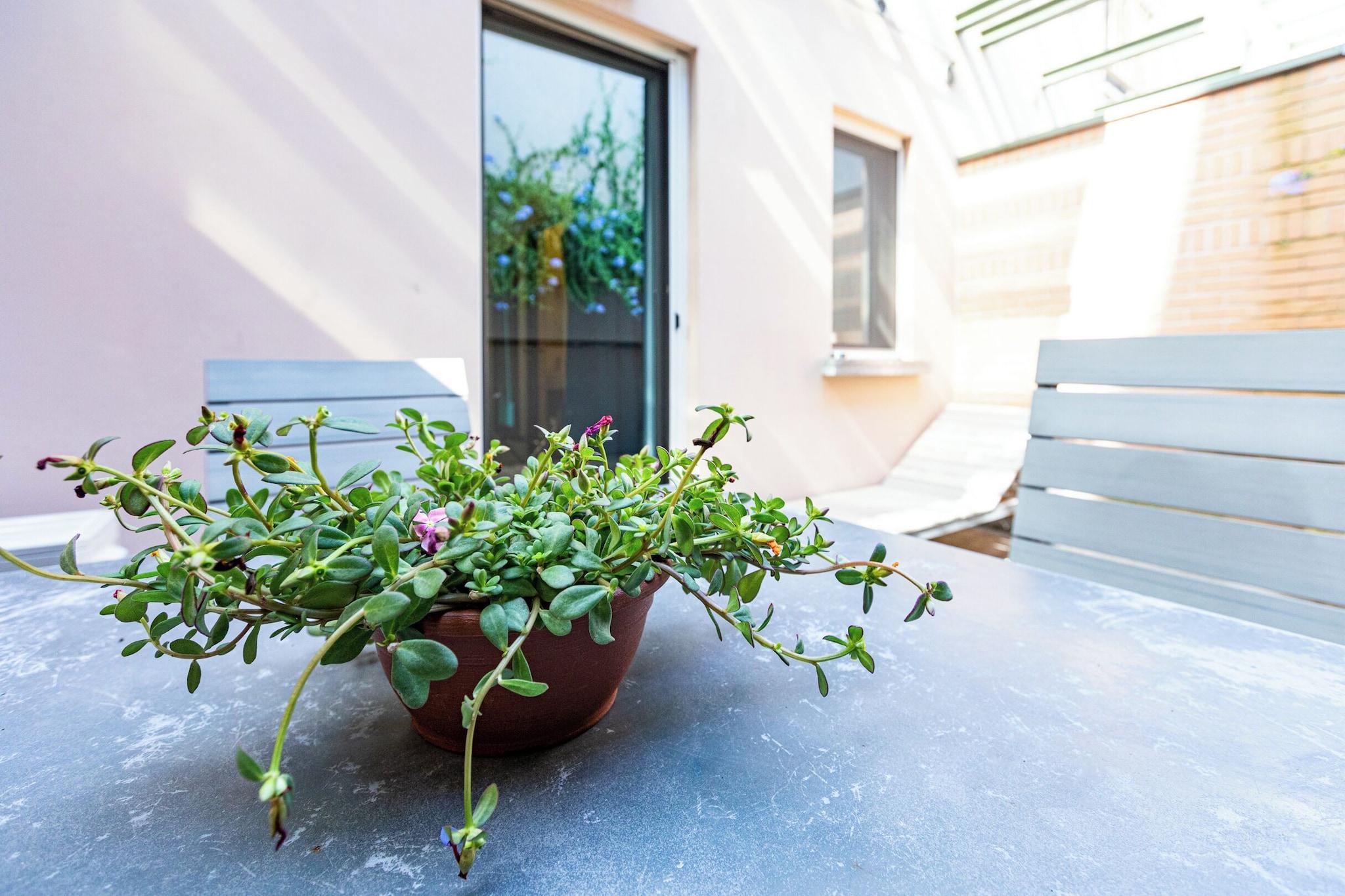 B&B Too Cute 2b Str8 - photo